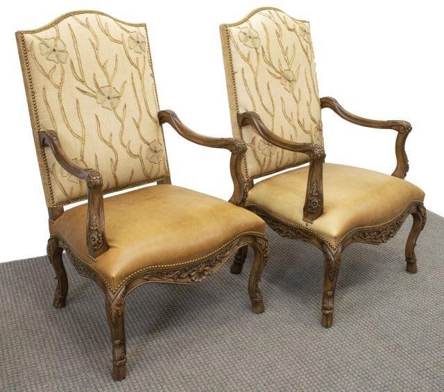  2 LOUIS XV STYLE LEATHER SEAT 35d4e5