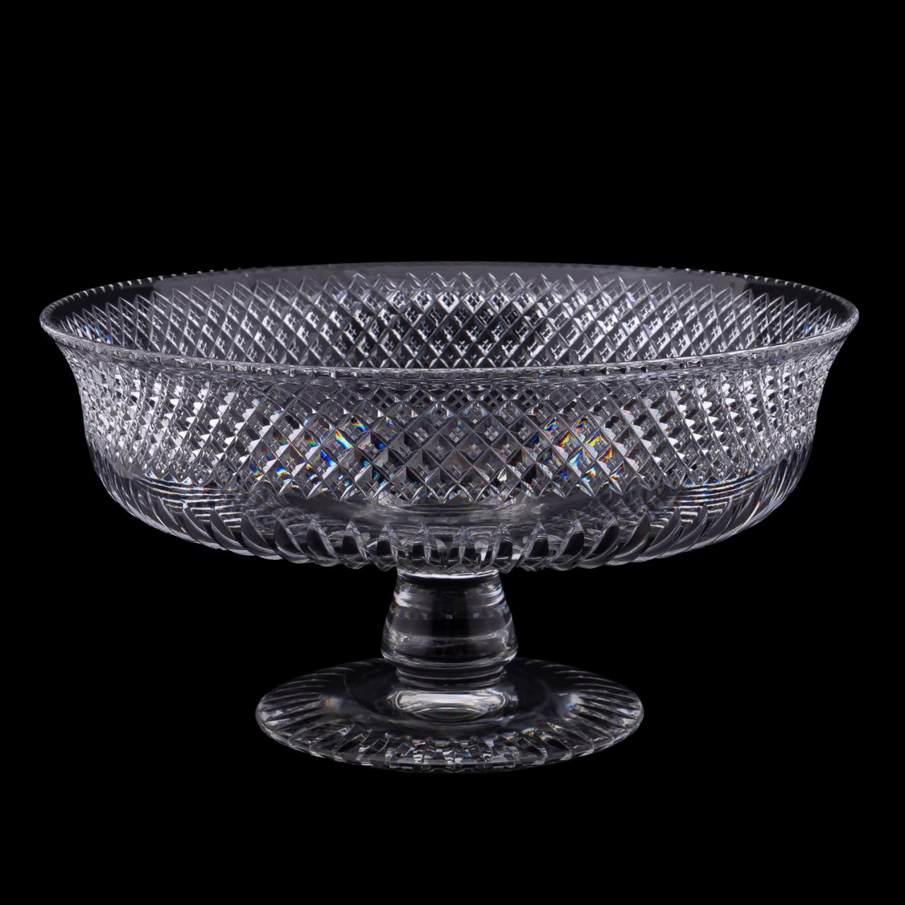 HAWKES LARGE CUT CRYSTAL CENTERPIECE