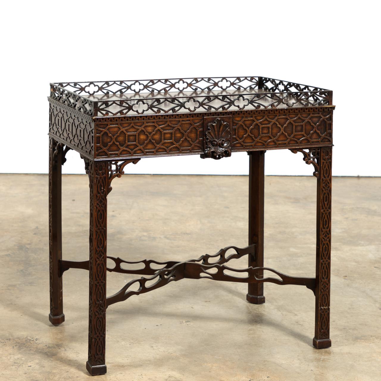 CHINESE CHIPPENDALE MAHOGANY TEA TABLE