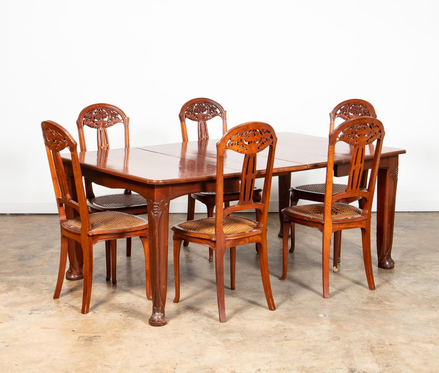 MANNER OF LOUIS MAJORELLE 7PC MAHOGANY 35d685