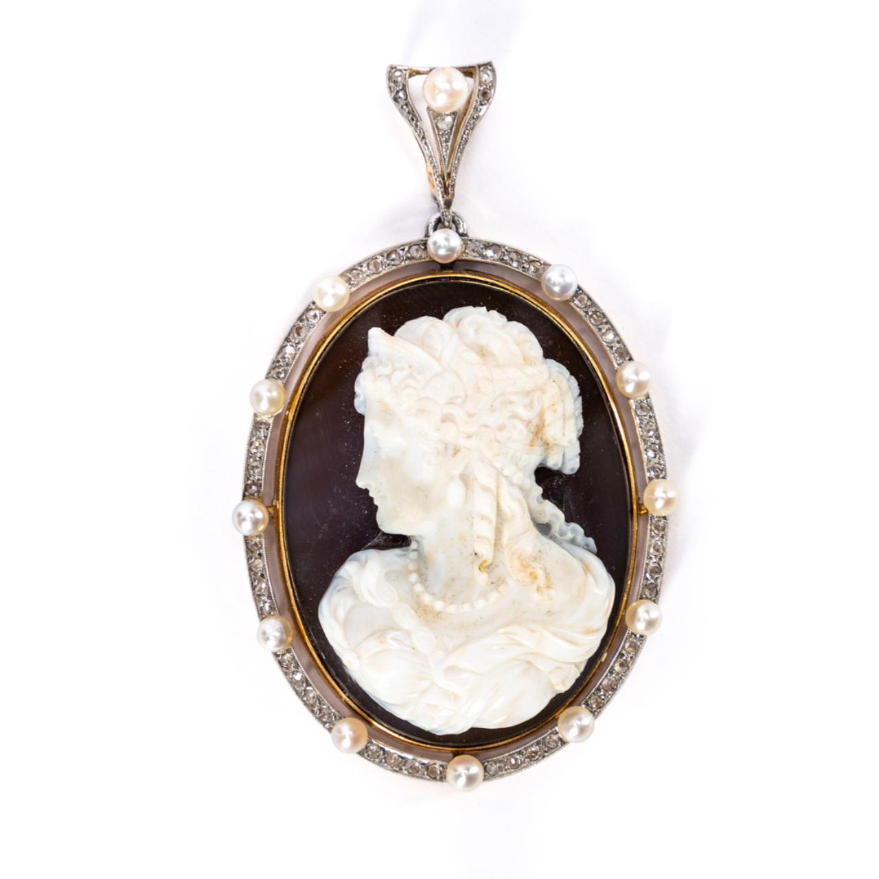 22K GOLD CAMEO PENDANT WITH PEARLS 35d76b