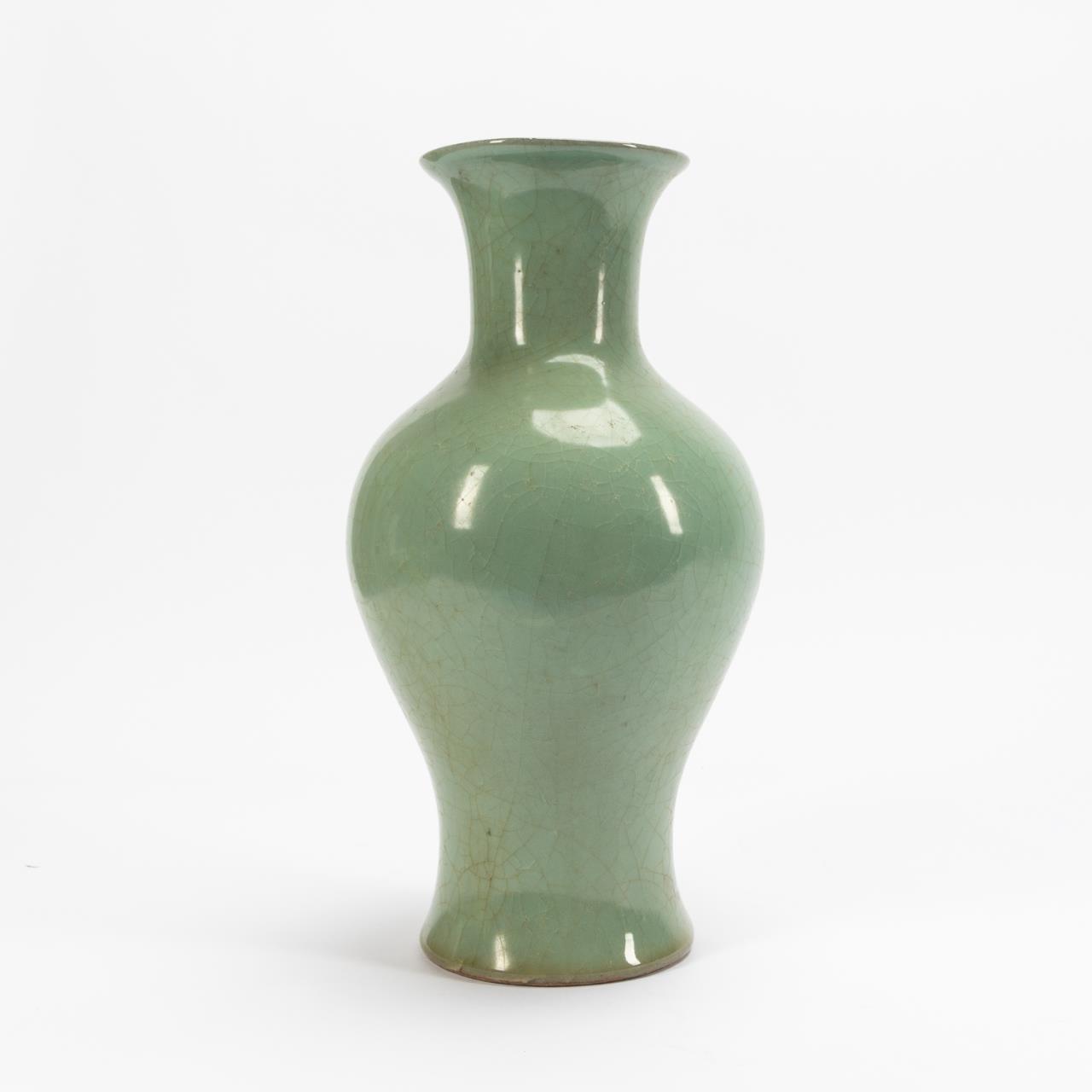 THREE CHINESE CELADON FAMILLE 35d7e7
