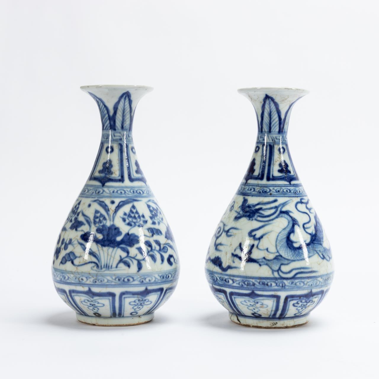 TWO BLUE WHITE MATCHED PAIR PORCELAIN 35d7f2