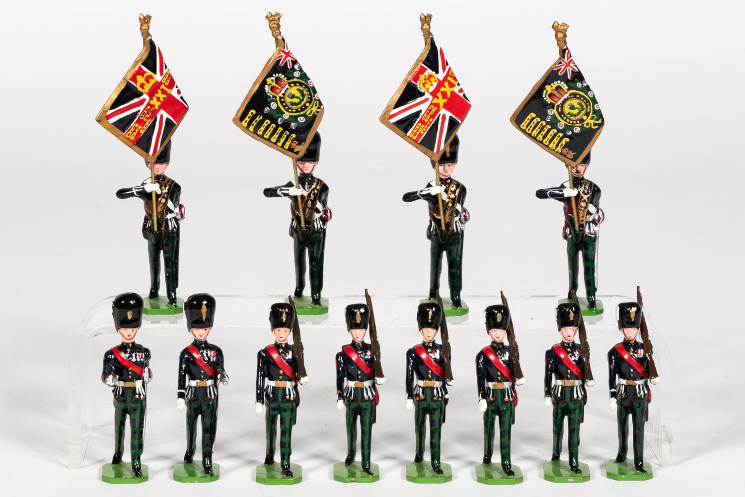 12PC DUCAL BRITISH ROYAL GUARD TOY