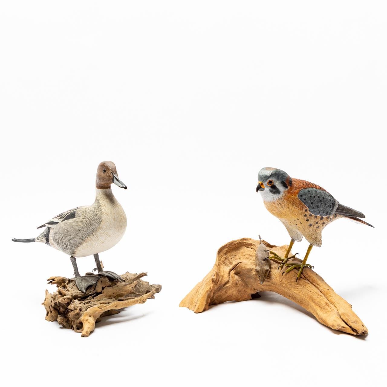 2 PCS DUCK FALCON CARVINGS BY 35d9ad