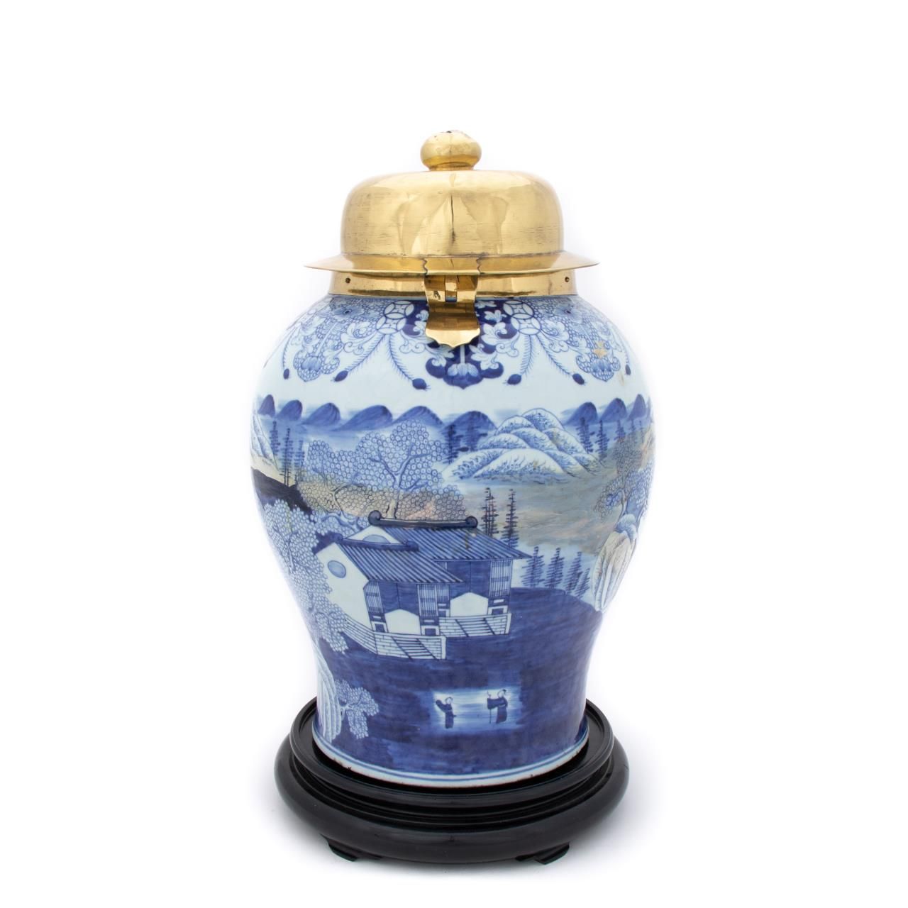 JAPANESE BLUE WHITE PORCELAIN 35dae0