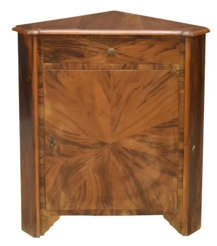 ITALIAN ART DECO CORNER CABINETItalian