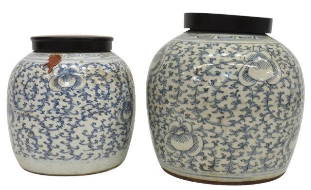 (2) CHINESE BLUE & WHITE PORCELAIN