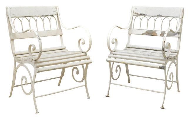  2 FRENCH PAINTED IRON GARDEN 35ba5a