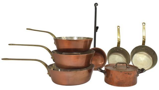  7 FRENCH COPPER POTS GRADUATED 35bad2