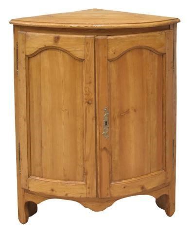 FRENCH PROVINCIAL PINE CORNER CABINETFrench 35bc6e