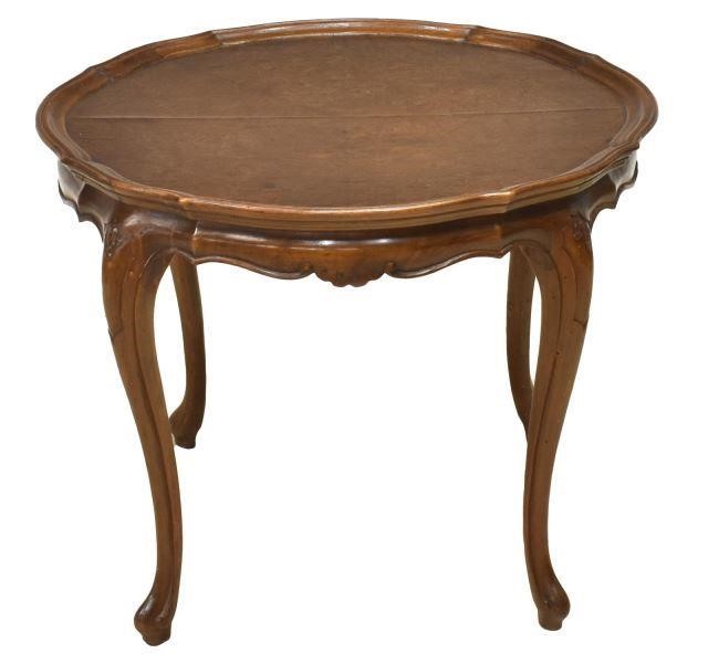 LOUIS XV STYLE WALNUT SIDE TABLELouis 35bf7f