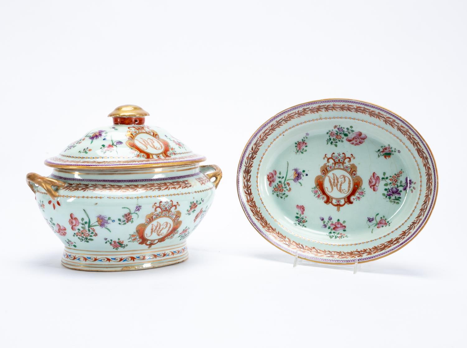 CHINESE EXPORT FAMILLE ROSE TUREEN 35c23d