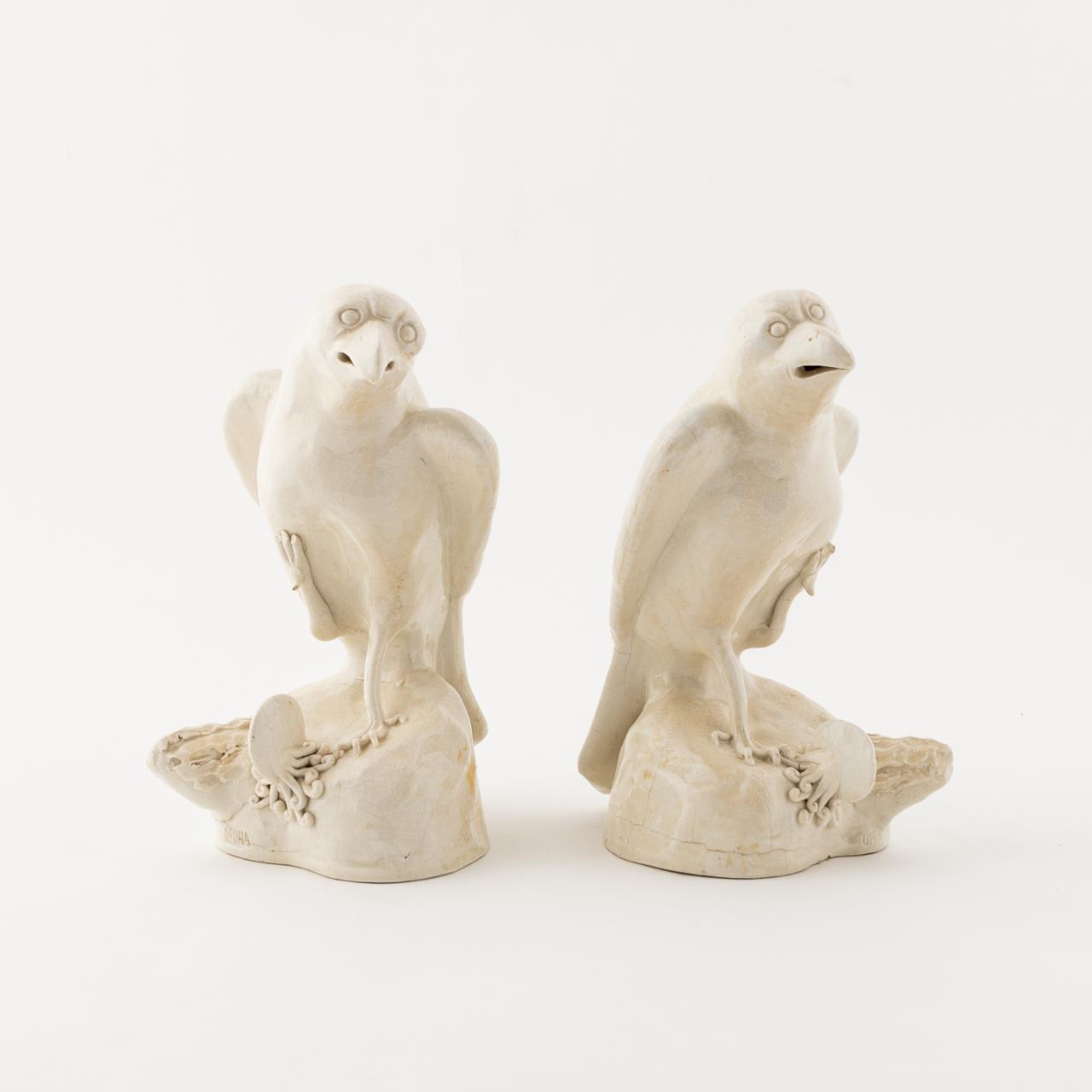 PAIR, CHINESE BLANC DE CHINE FALCON