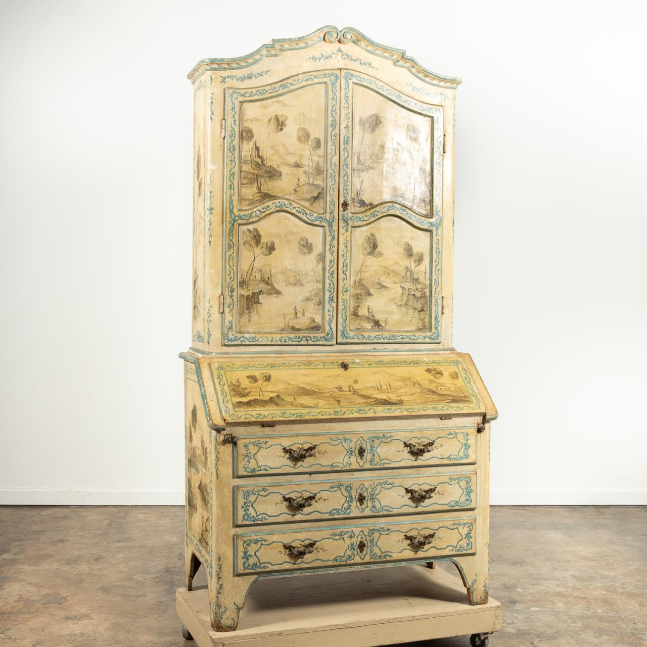 ITALIAN POLYCHROME DECORATED SECRETARY 35c48e