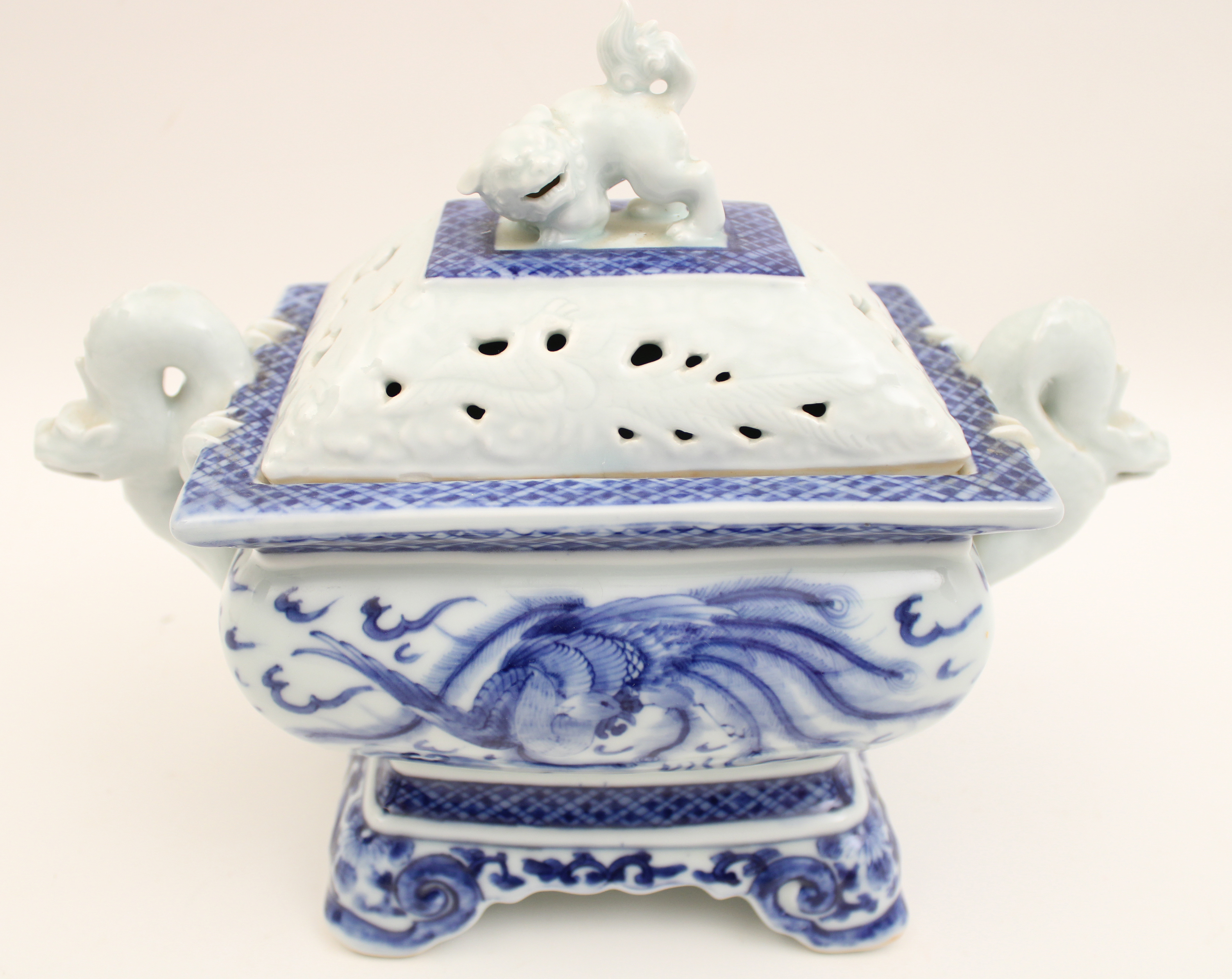 CHINESE BLUE AND WHITE PORCELAIN 35ecd8
