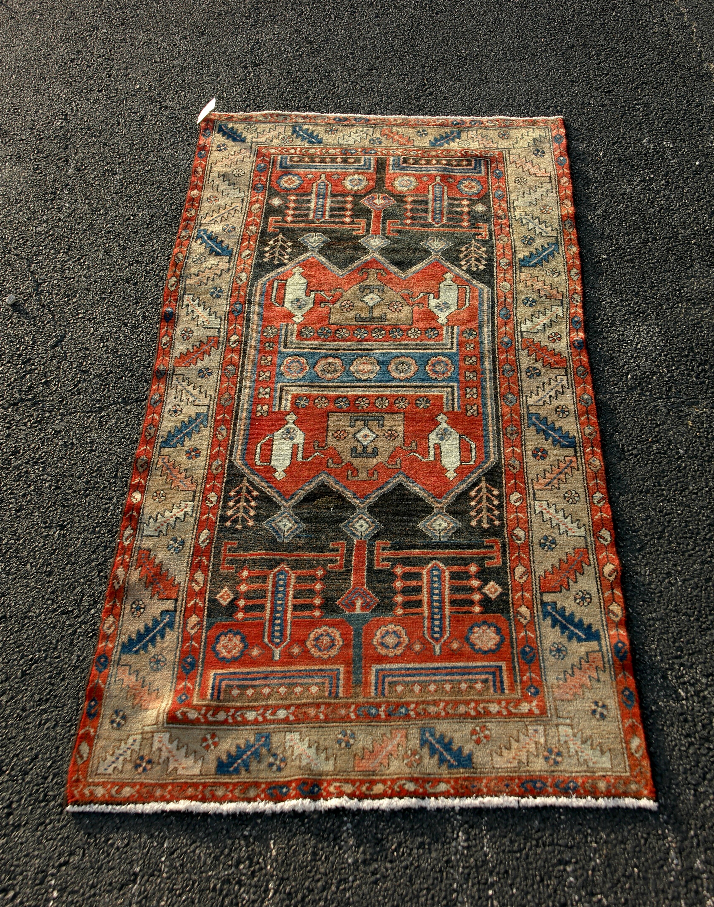 ORIENTAL RUG 4' X 8'1" ZANJON ORIENTAL