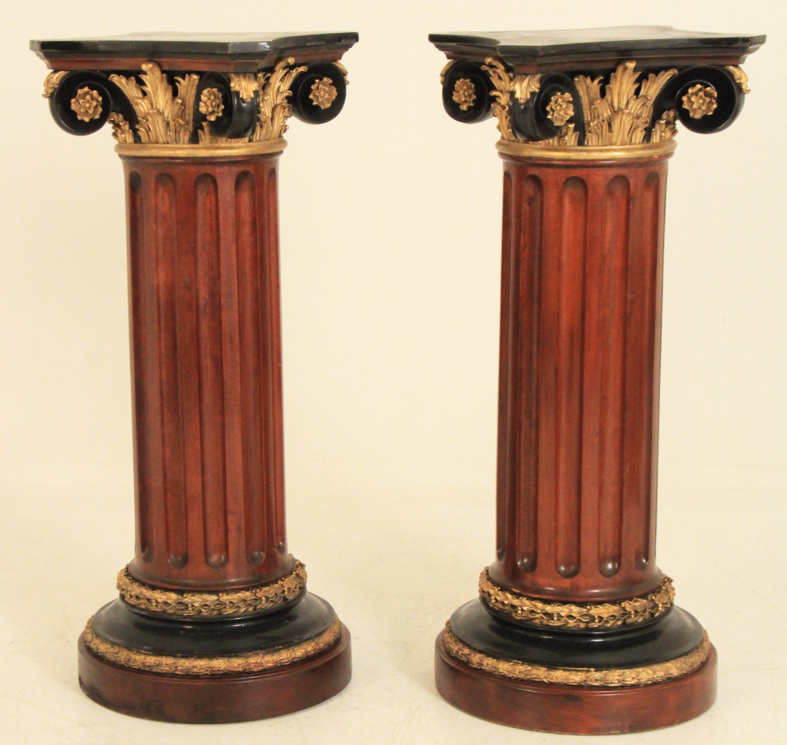 PR OF SUBSTANTIAL MAHOGANY CORINTHIAN 35edb0