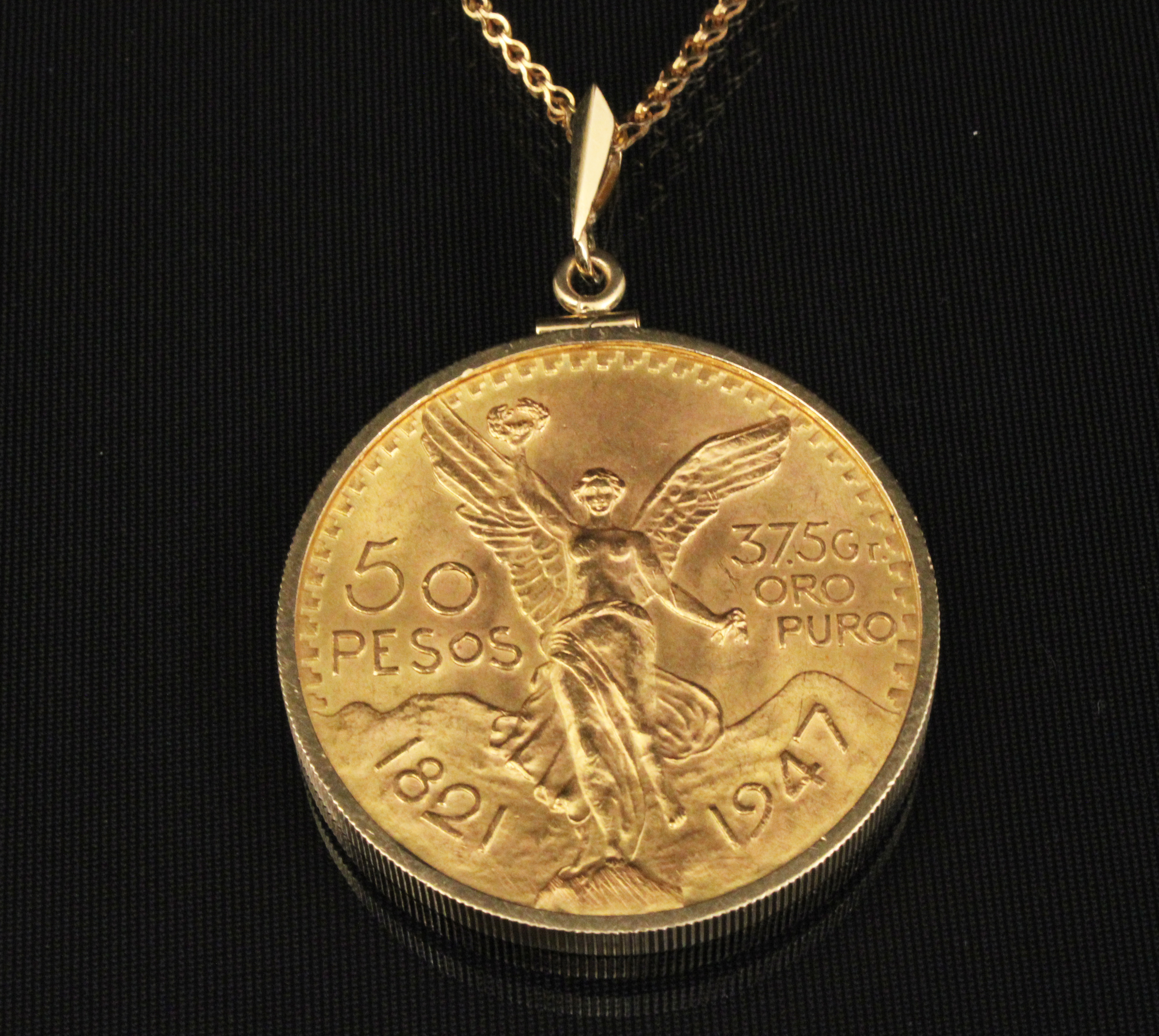 50 DOLLAR MEXICAN PESO GOLD COIN WITH