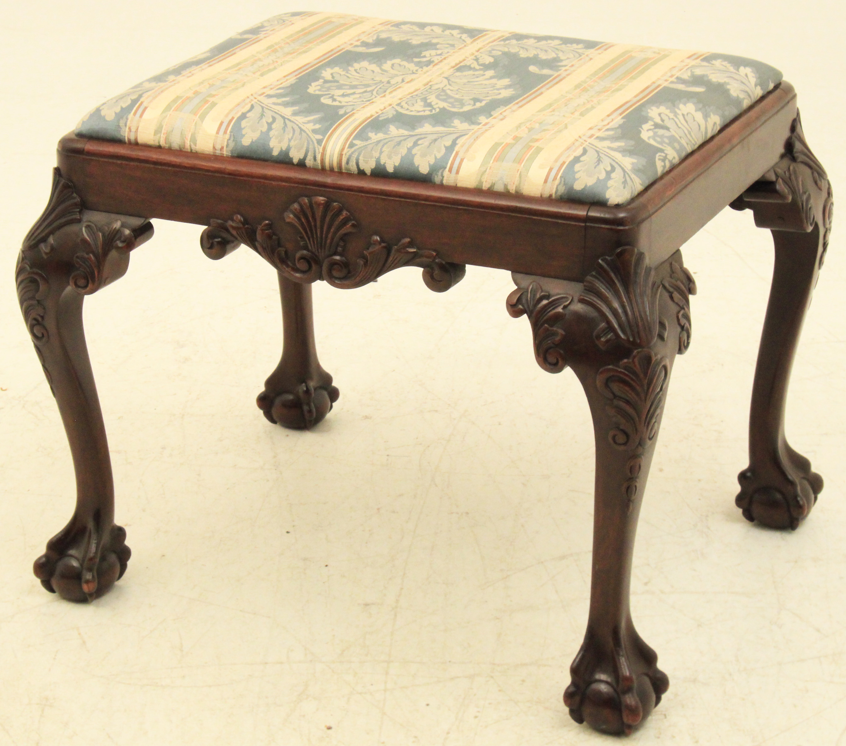 ENGLISH CHIPPENDALE STYLE MAHOGANY 35ee0f