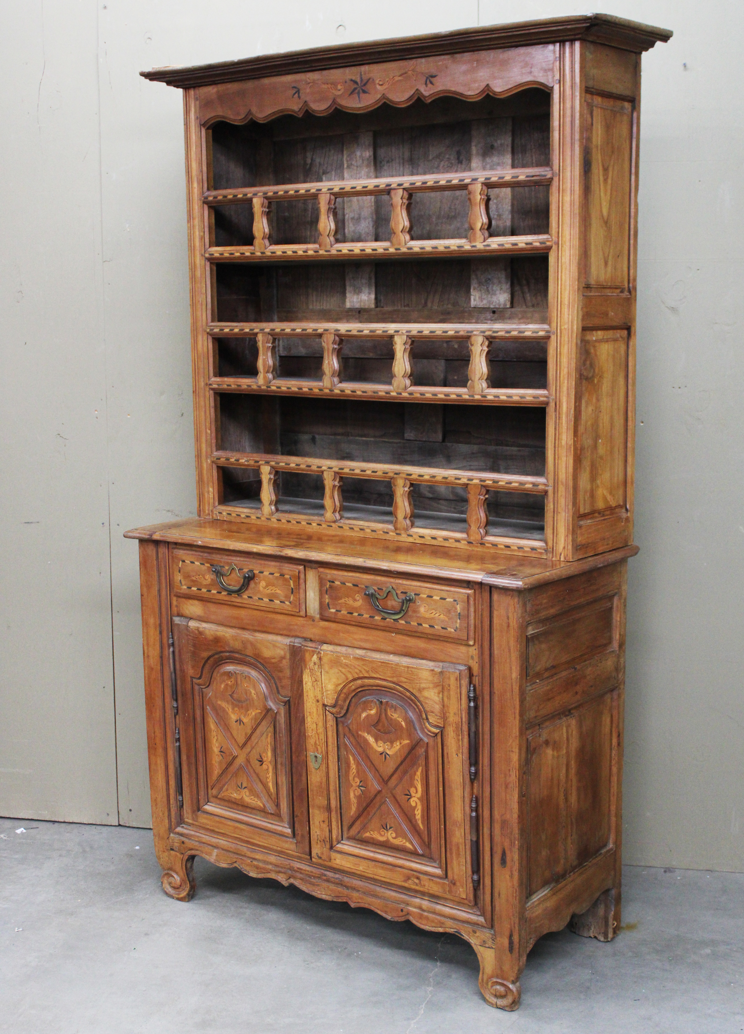 FRENCH PROVINCIAL INLAID FRUITWOOD 35ee1a