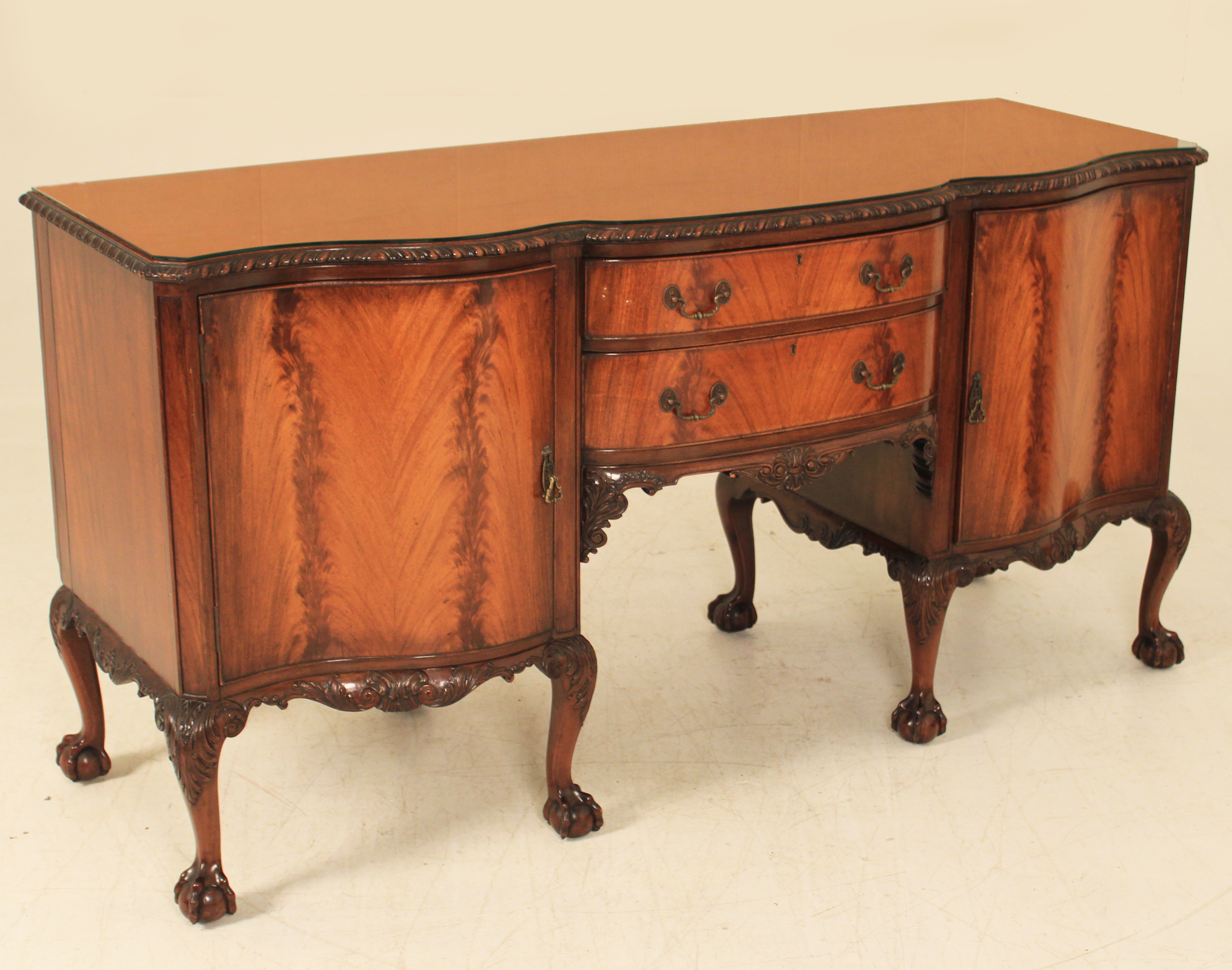 ENGLISH CHIPPENDALE STYLE MAHOGANY 35ee5e