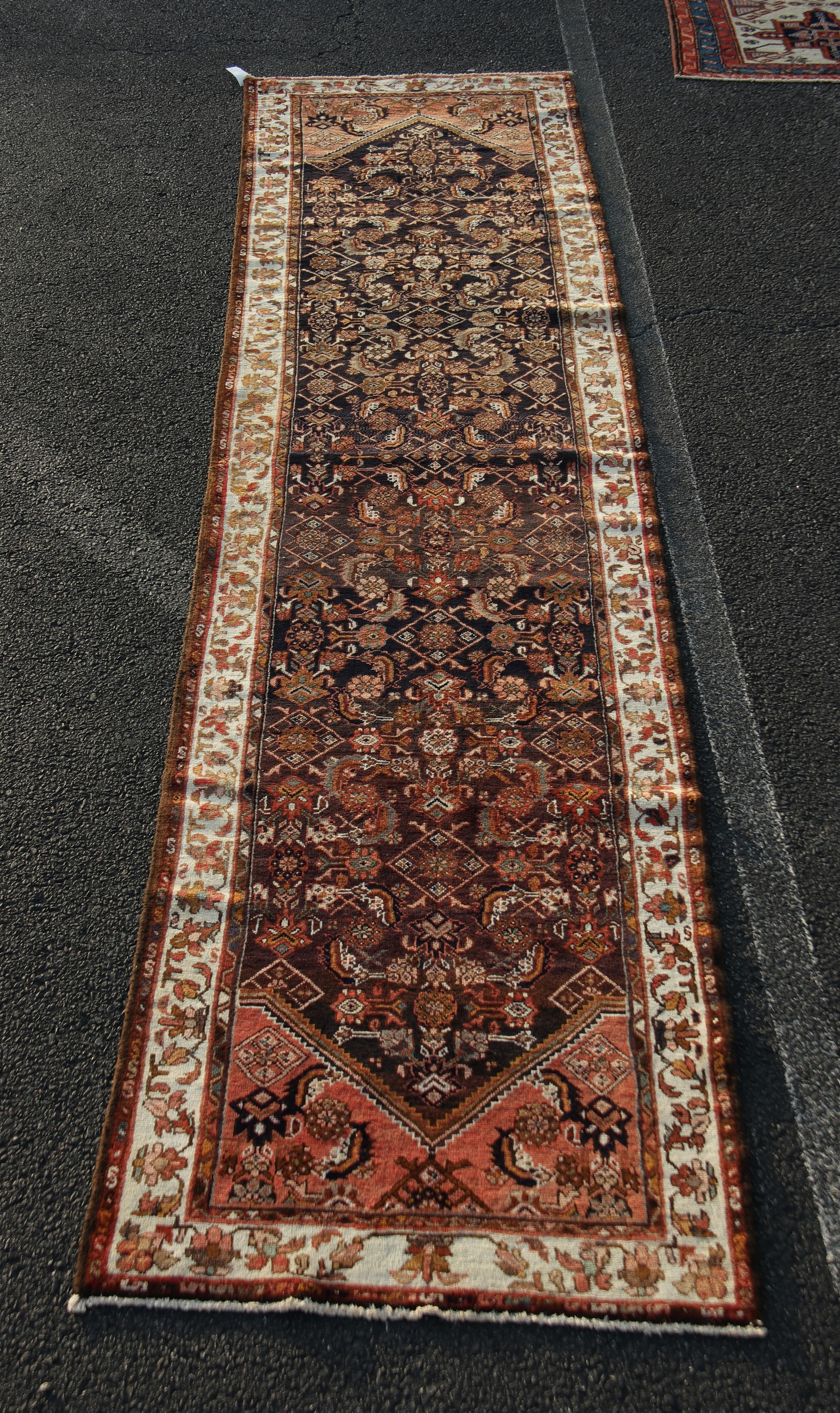 ORIENTAL RUG 3'6" X 13'10" HAMEDAN