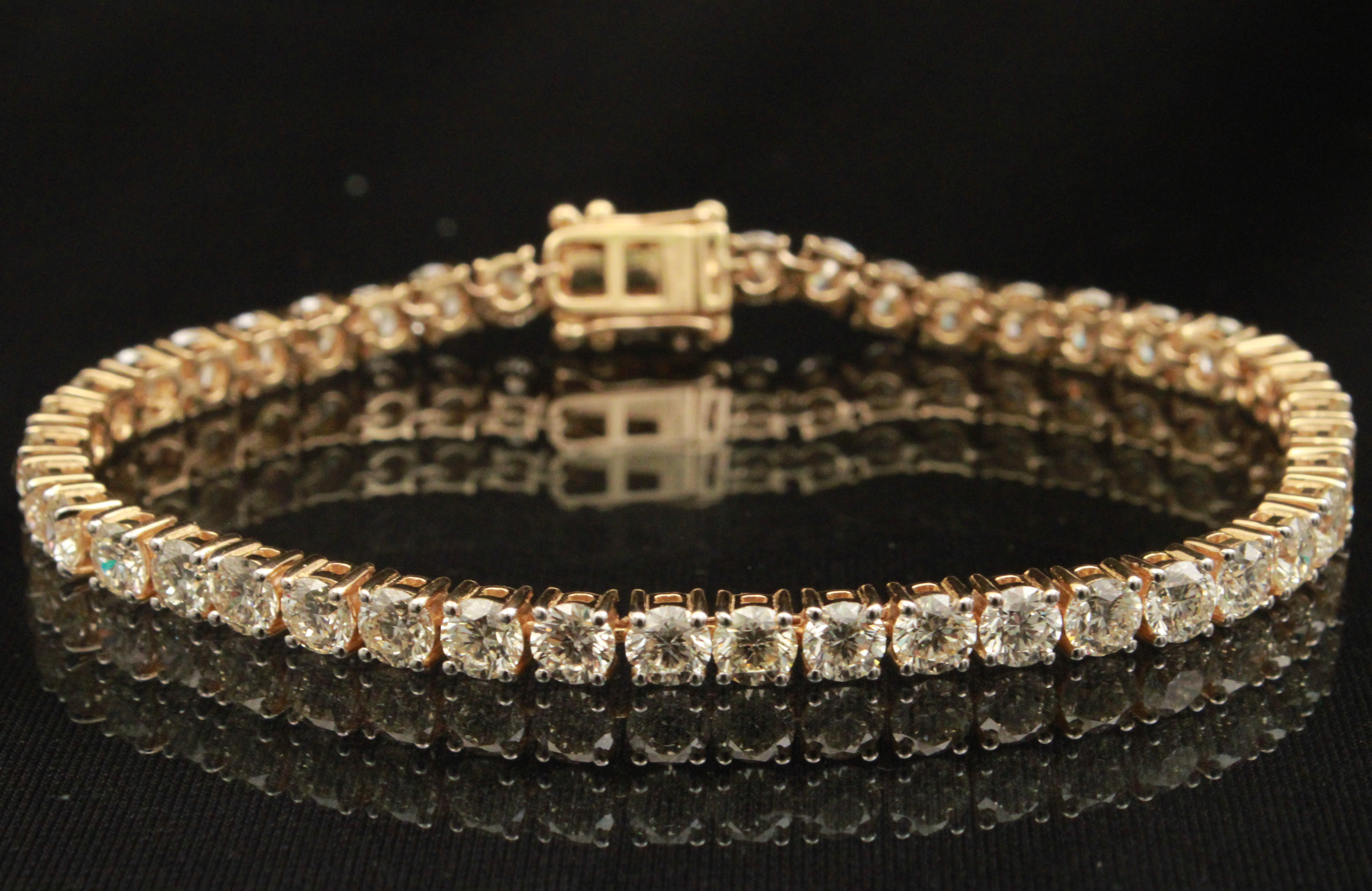 18K YELLOW GOLD DIAMOND BRACELET  35eee1