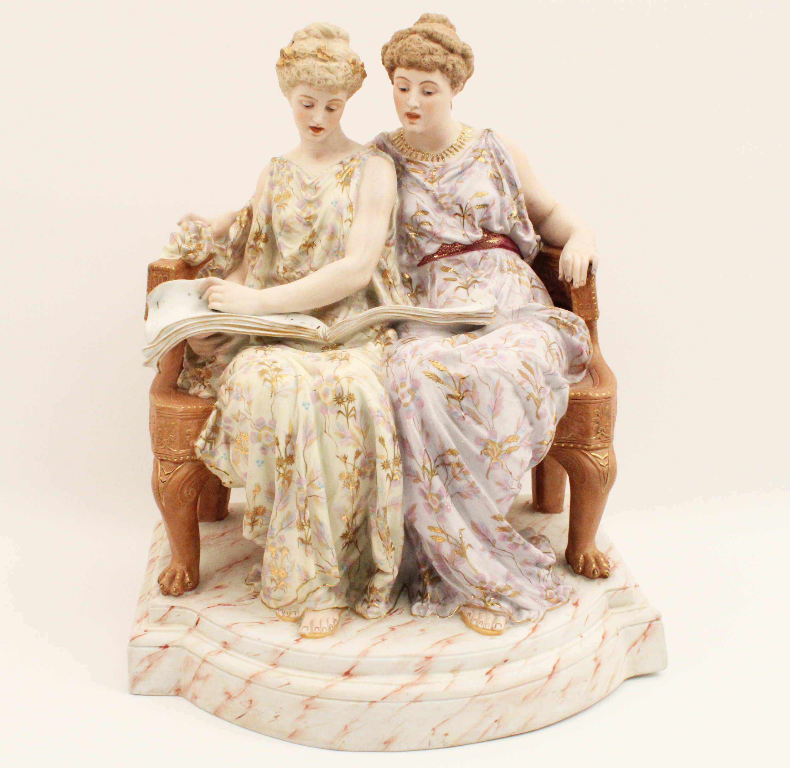 GERMAN PORCELAIN FIGURE OF 2 SEATED 35ef78