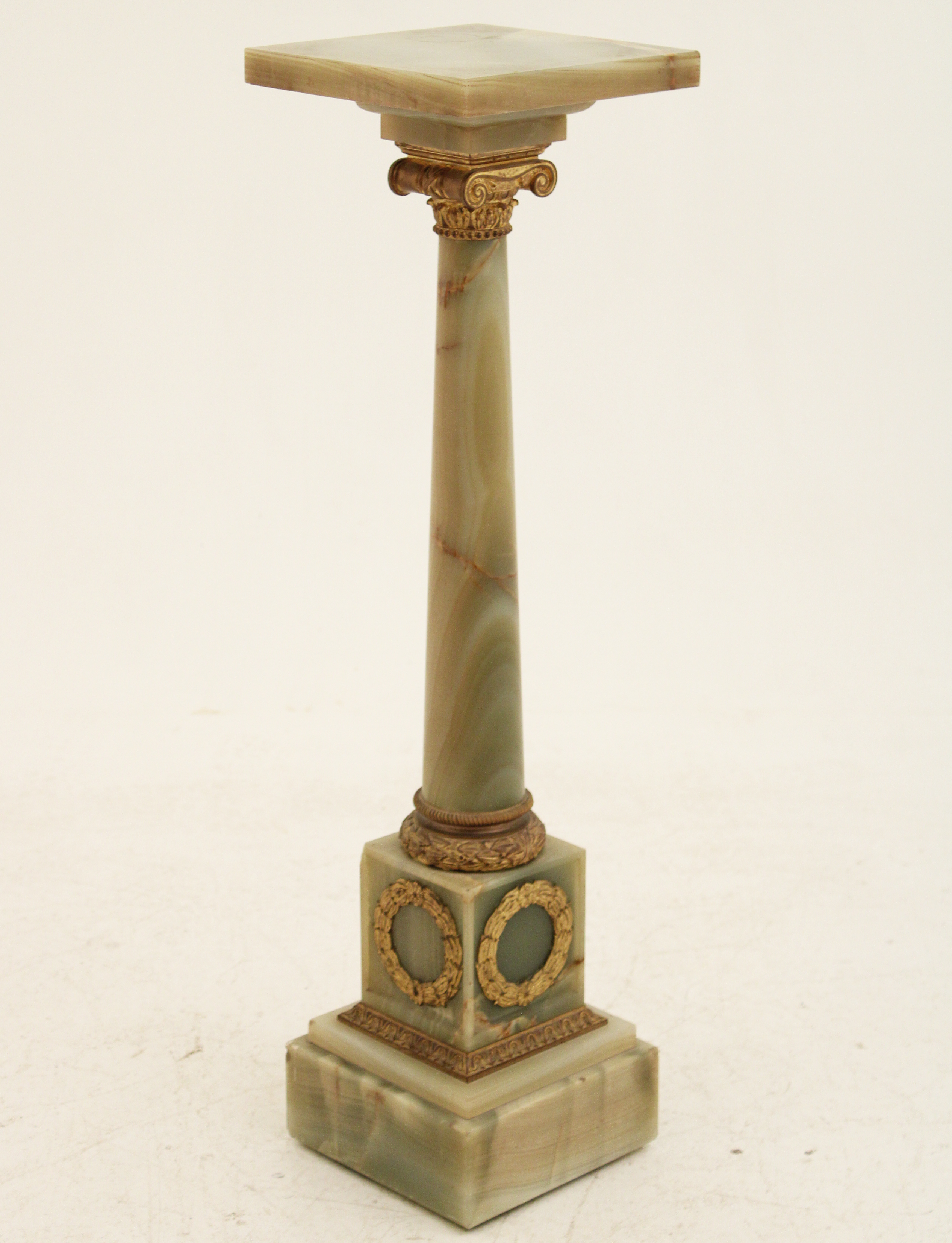 FRENCH GREEN ONYX PEDESTAL WITH REVOLVING