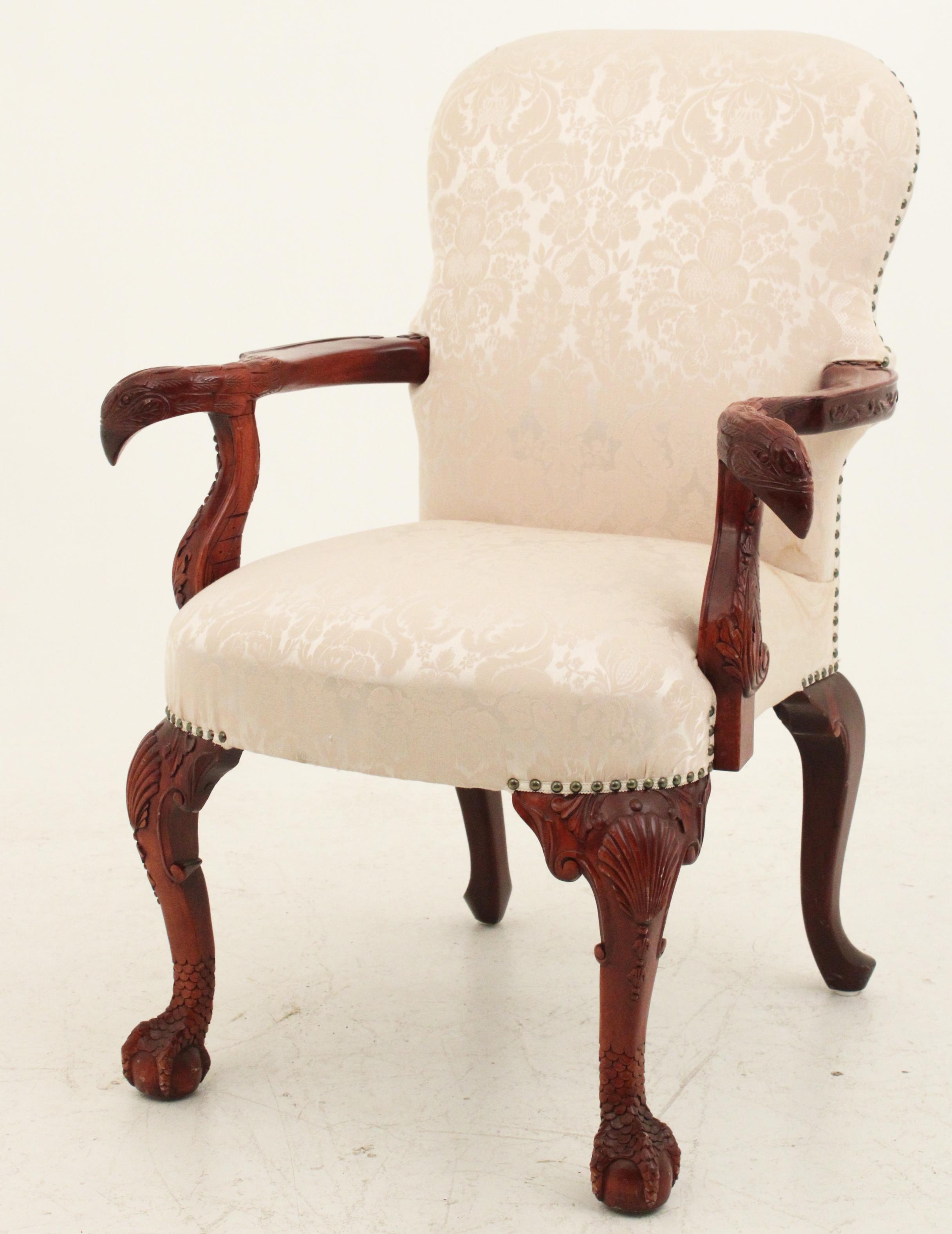 MAHOGANY EAGLE CARVED ARM CHAIR 35f01e