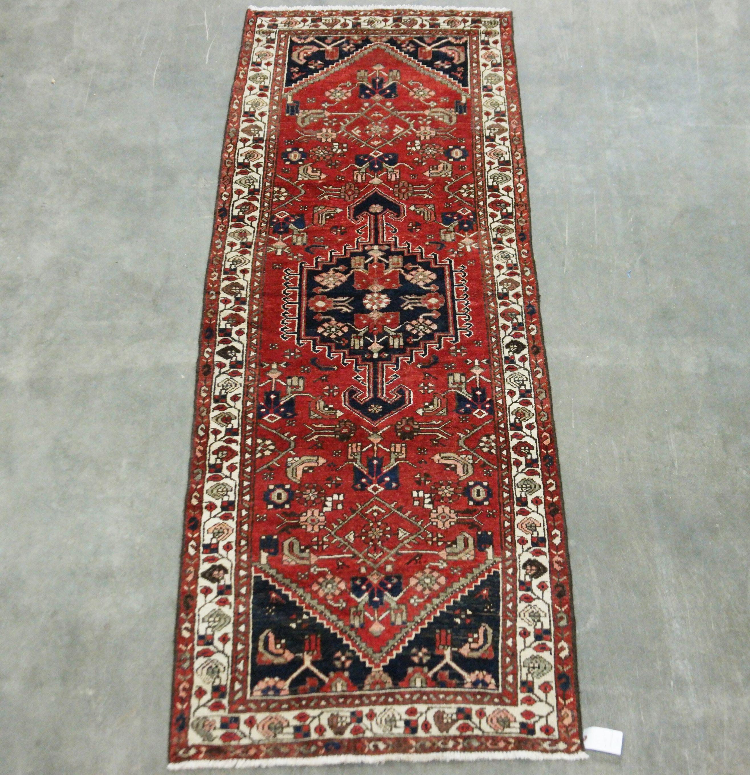 3'3" X 9' HOSEINABAD ORIENTAL RUG