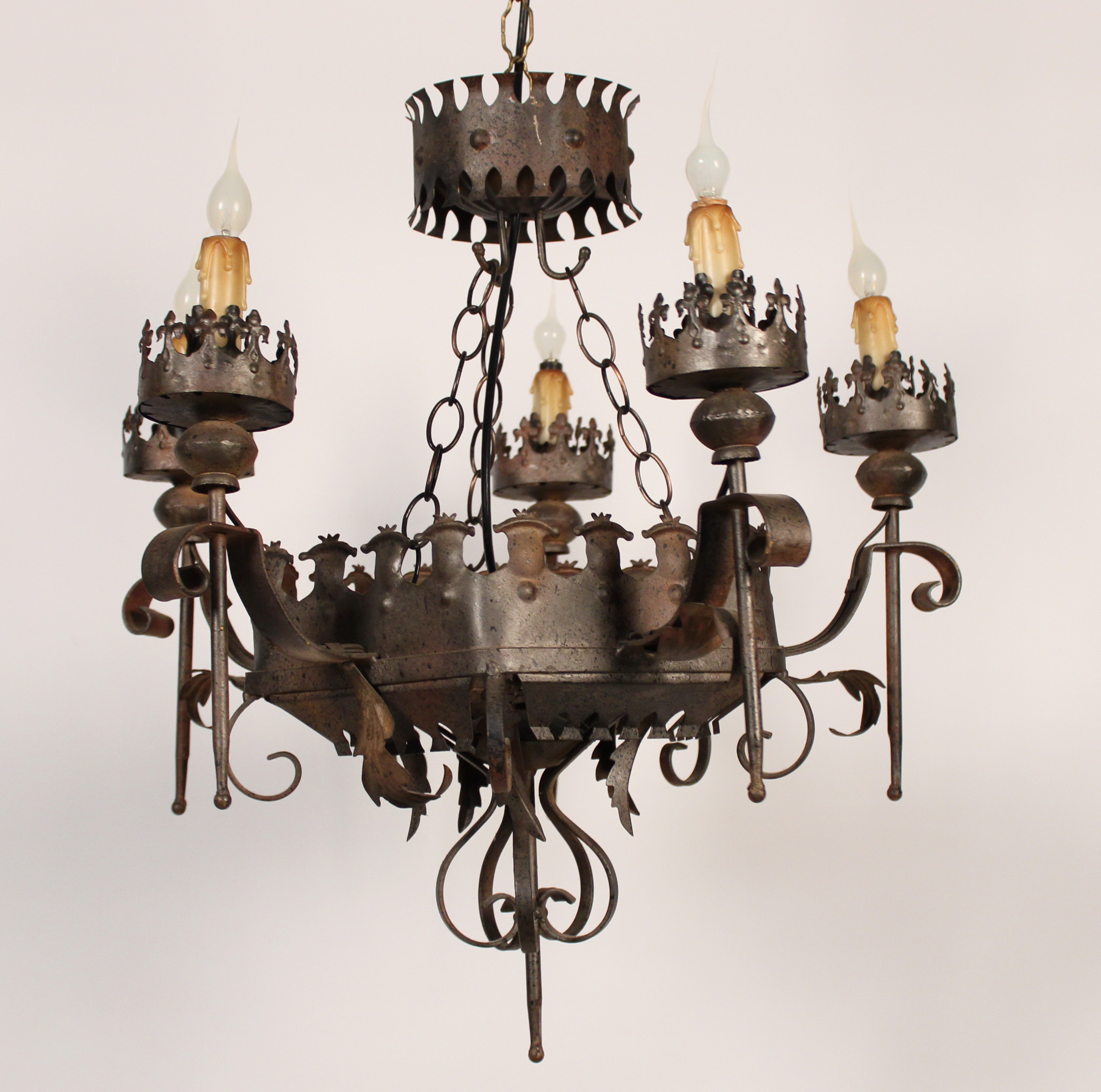 RENAISSANCE STYLE 4 LIGHT CHANDELIER