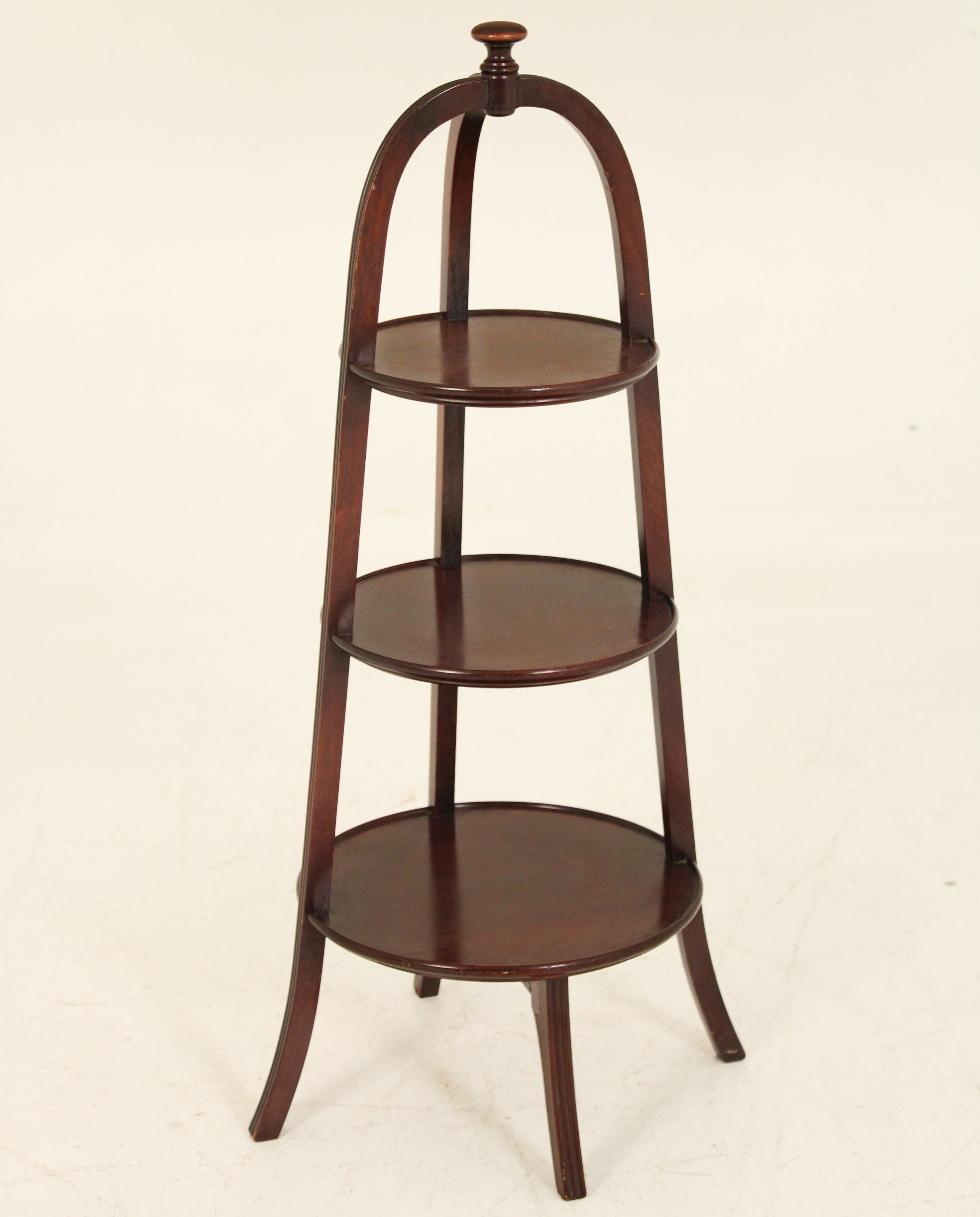 ENGLISH MAHOGANY 3 TIER PLATE STAND 35f0ee