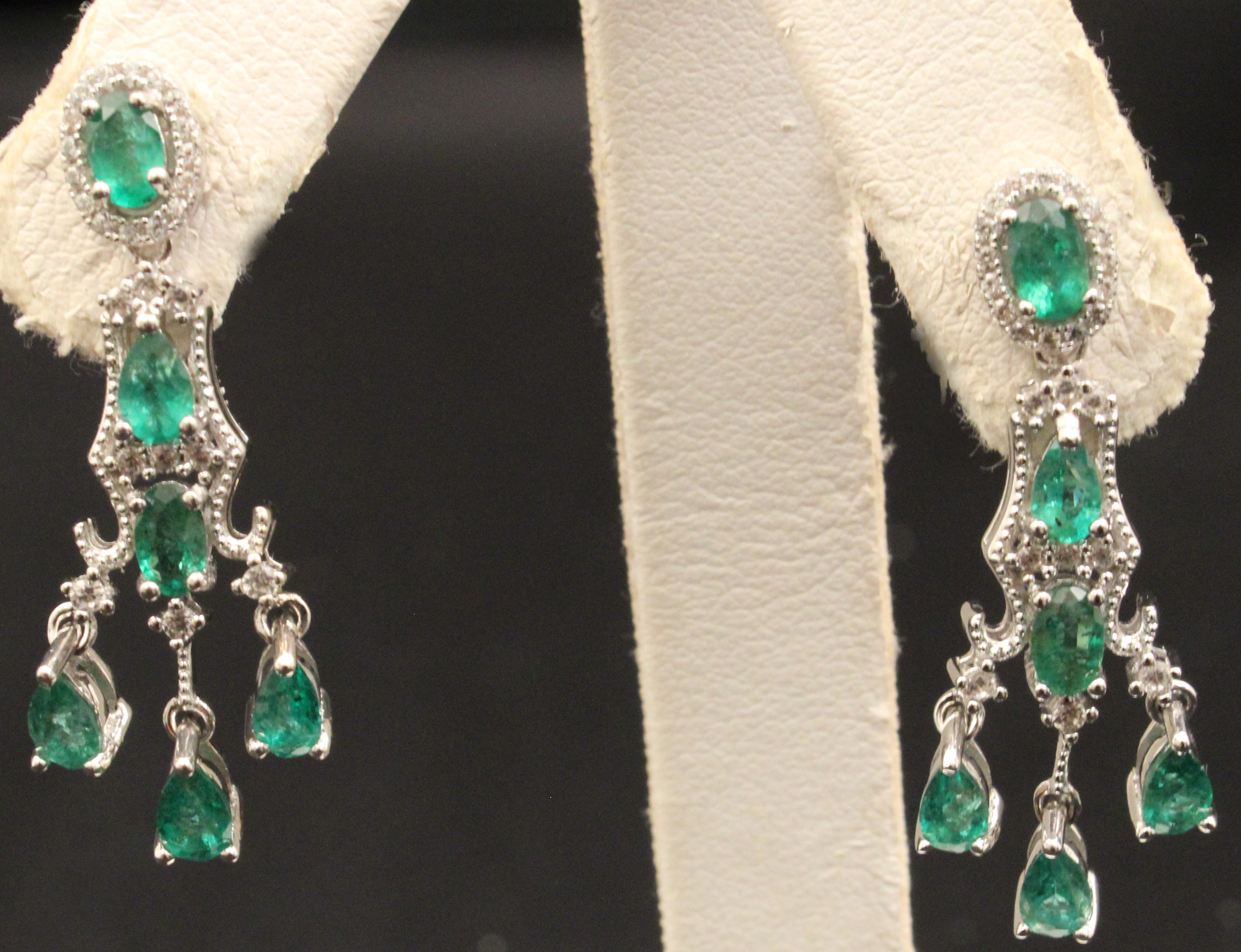 PR OF BERYL EMERALD AND WHITE SAPPHIRE 35f10d