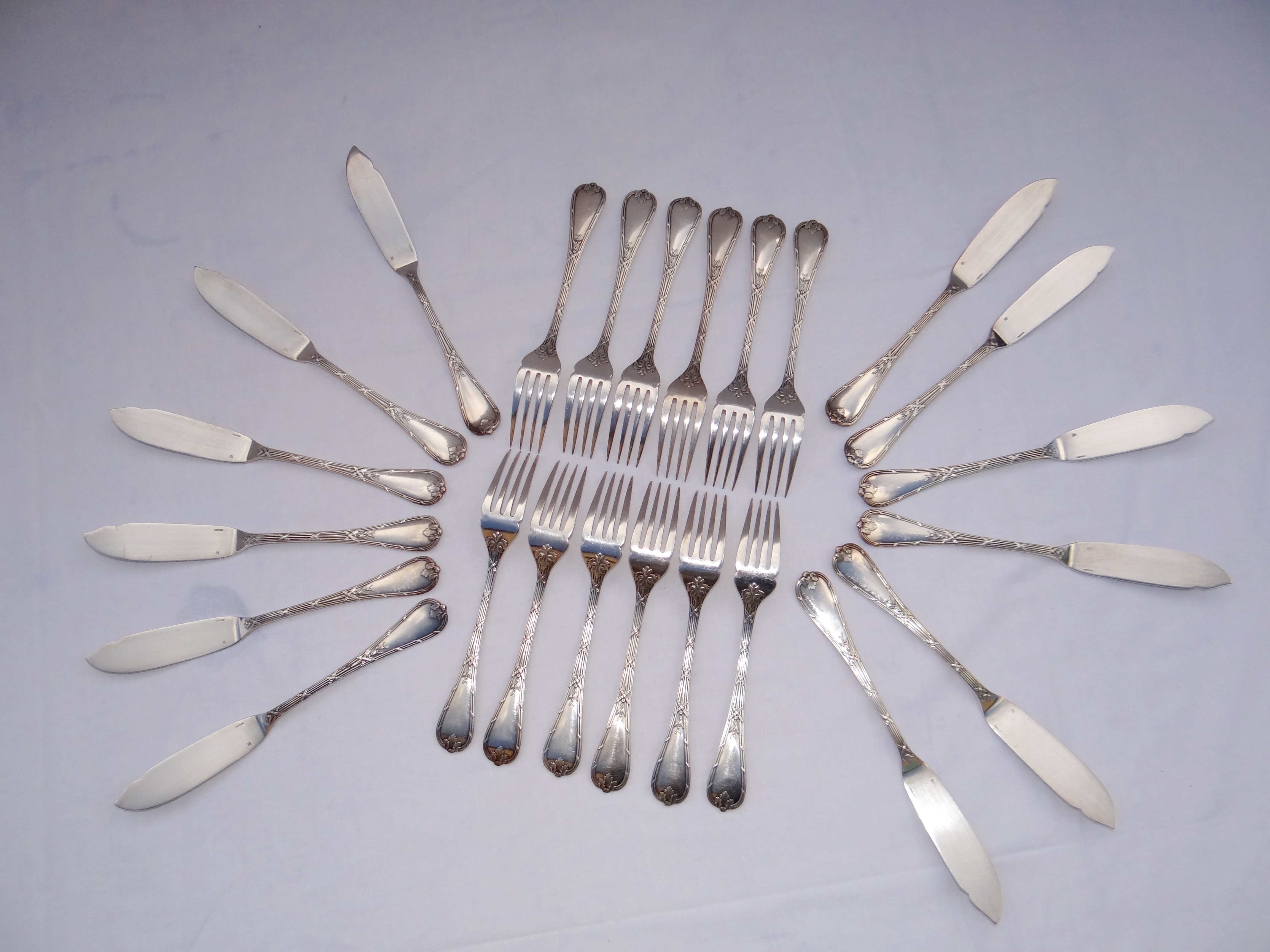 24 PC FRENCH CHRISTOLFE SILVER 35f108