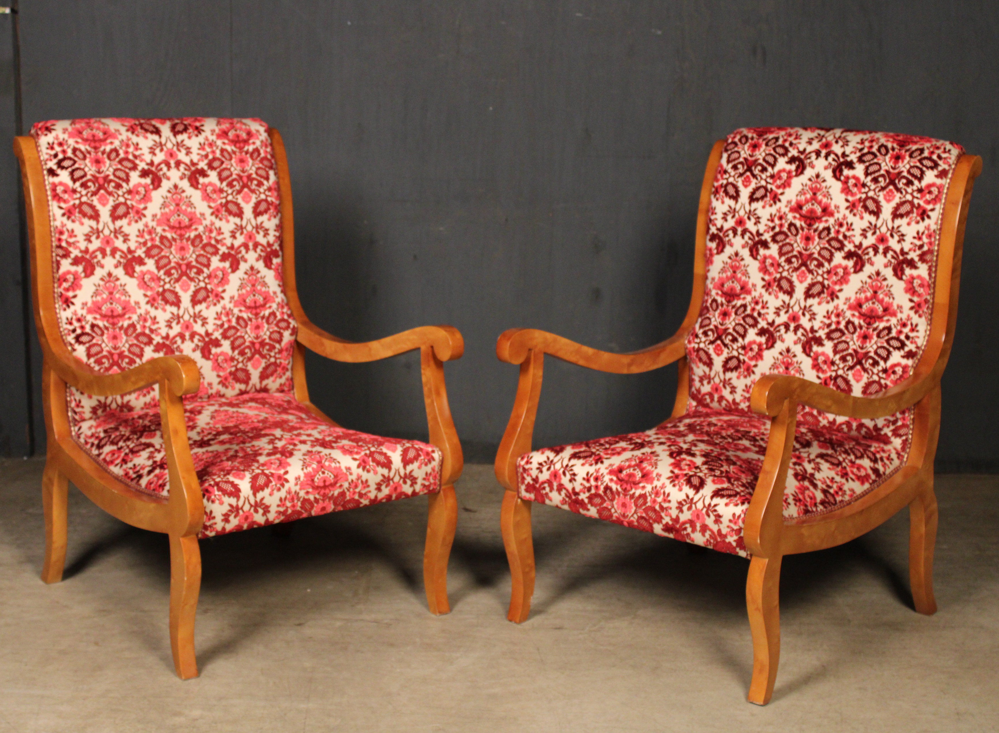 PR OF UPHOLSTERED SCROLL ARMCHAIRS 35f1a5