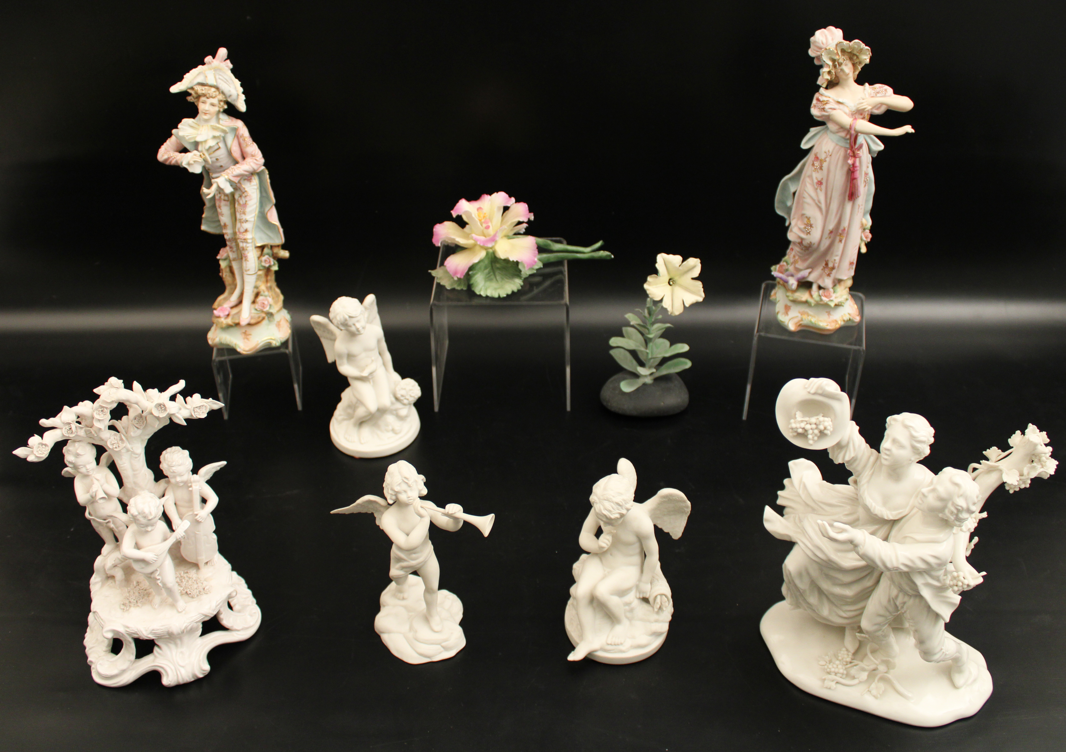 GROUP OF 9 PORCELAIN FIGURES GROUP