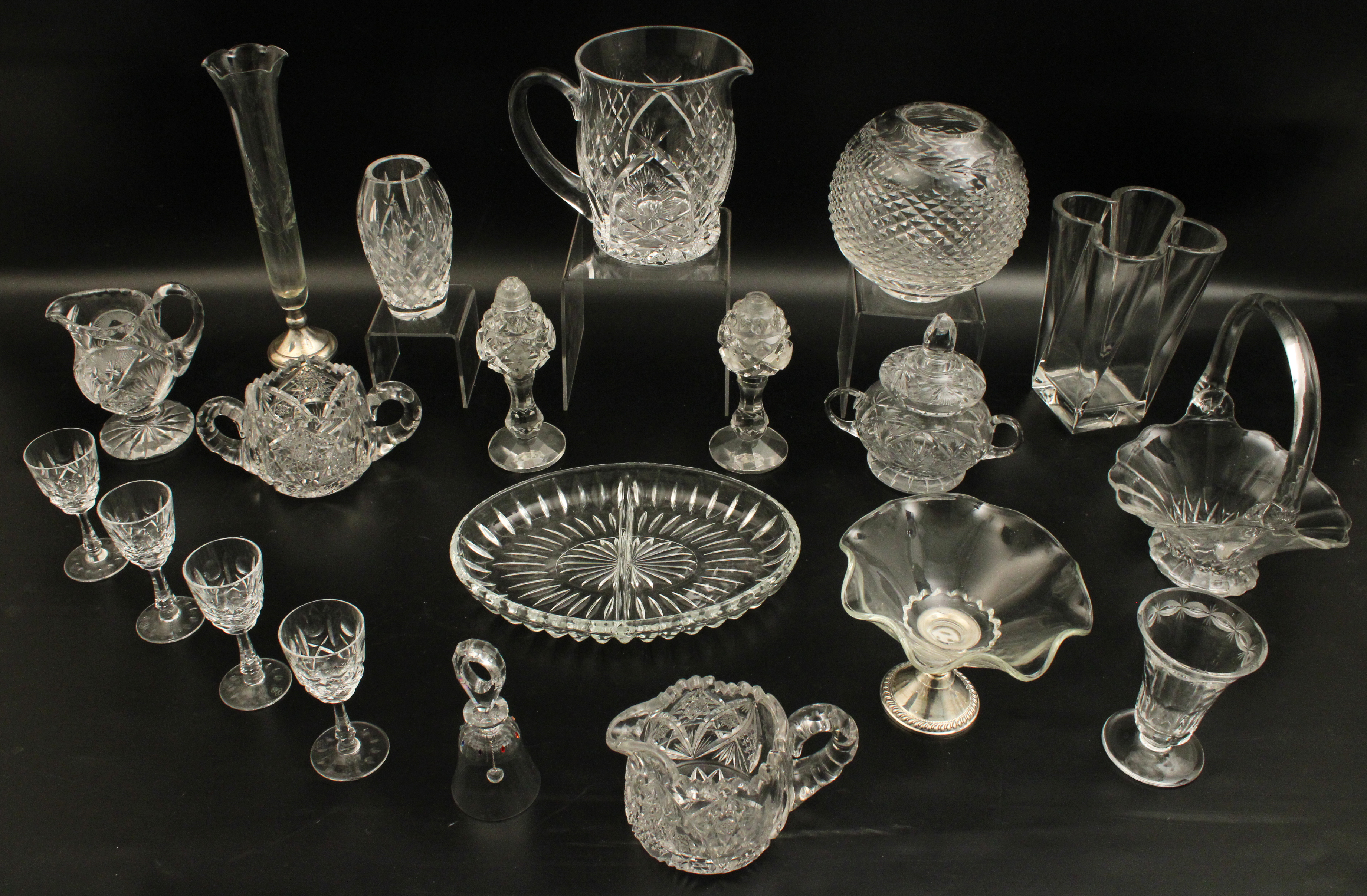 20 PC. LOT OF CUT CRYSTAL AND GLASS