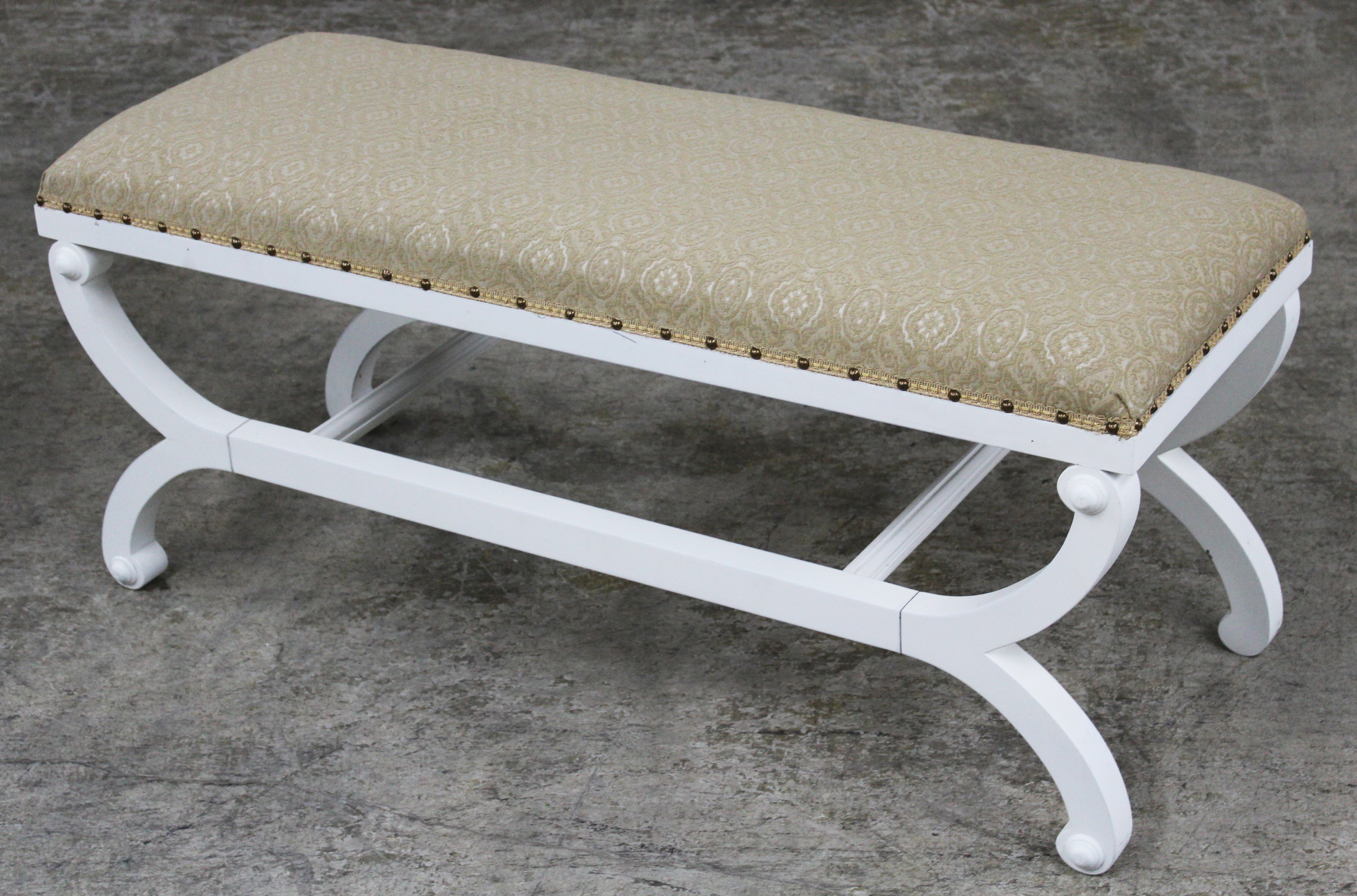 REGENCY STYLE PAINTED LONG BENCH 35f232