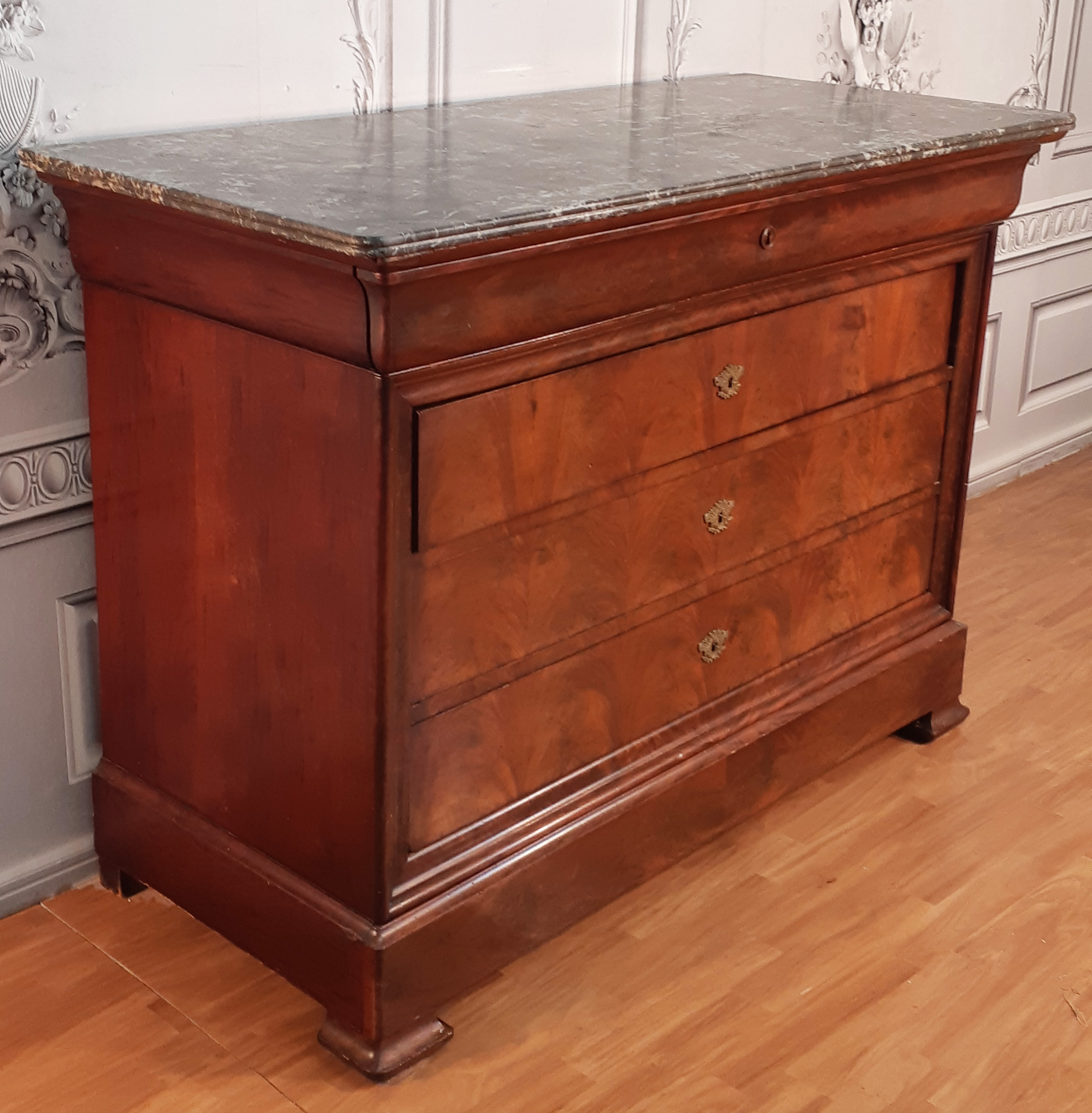 LOUIS PHILIPPE MARBLE TOP MAHOGANY