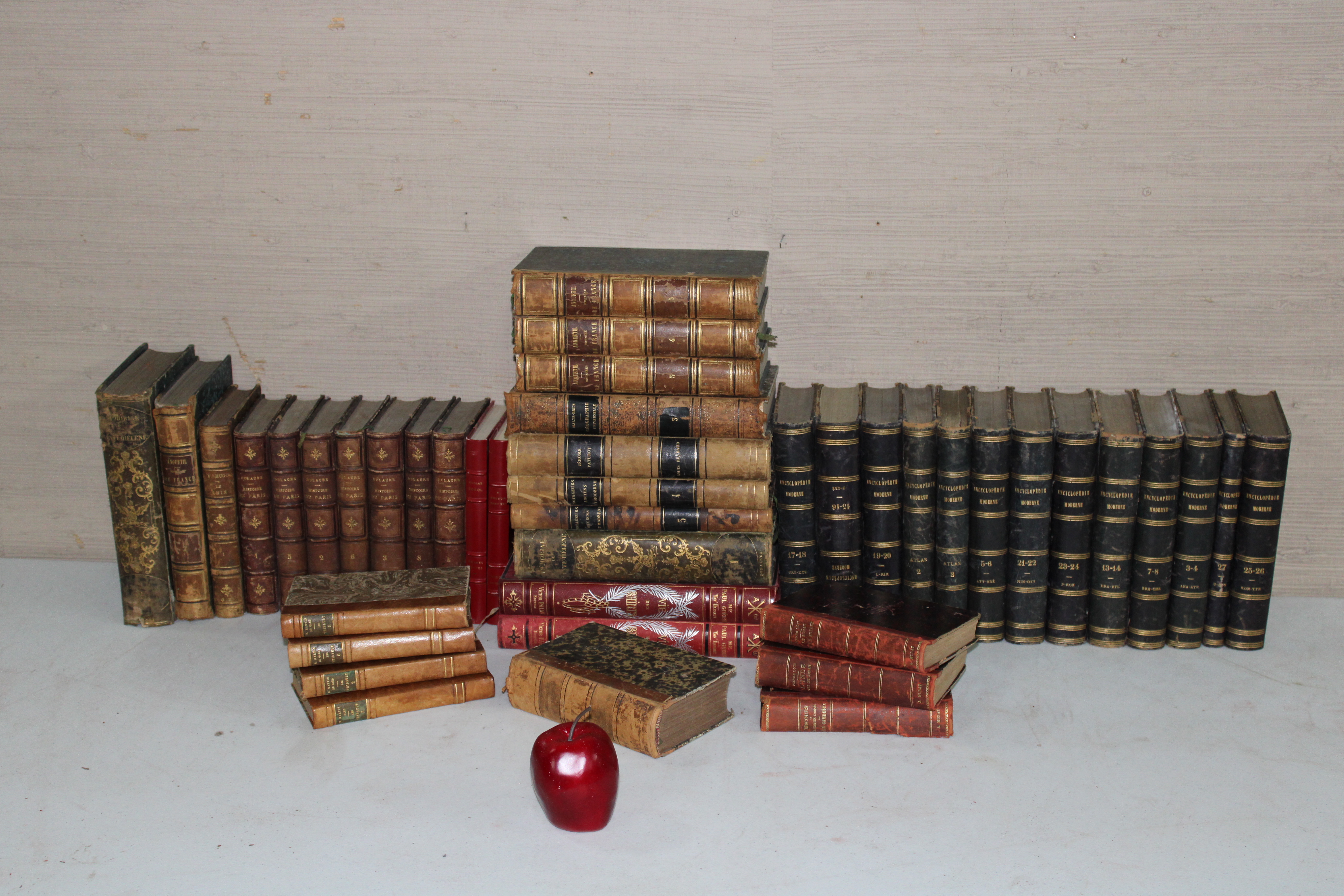 MISC LOT OF 43 LEATHER BOUND BOOKS 35f32f