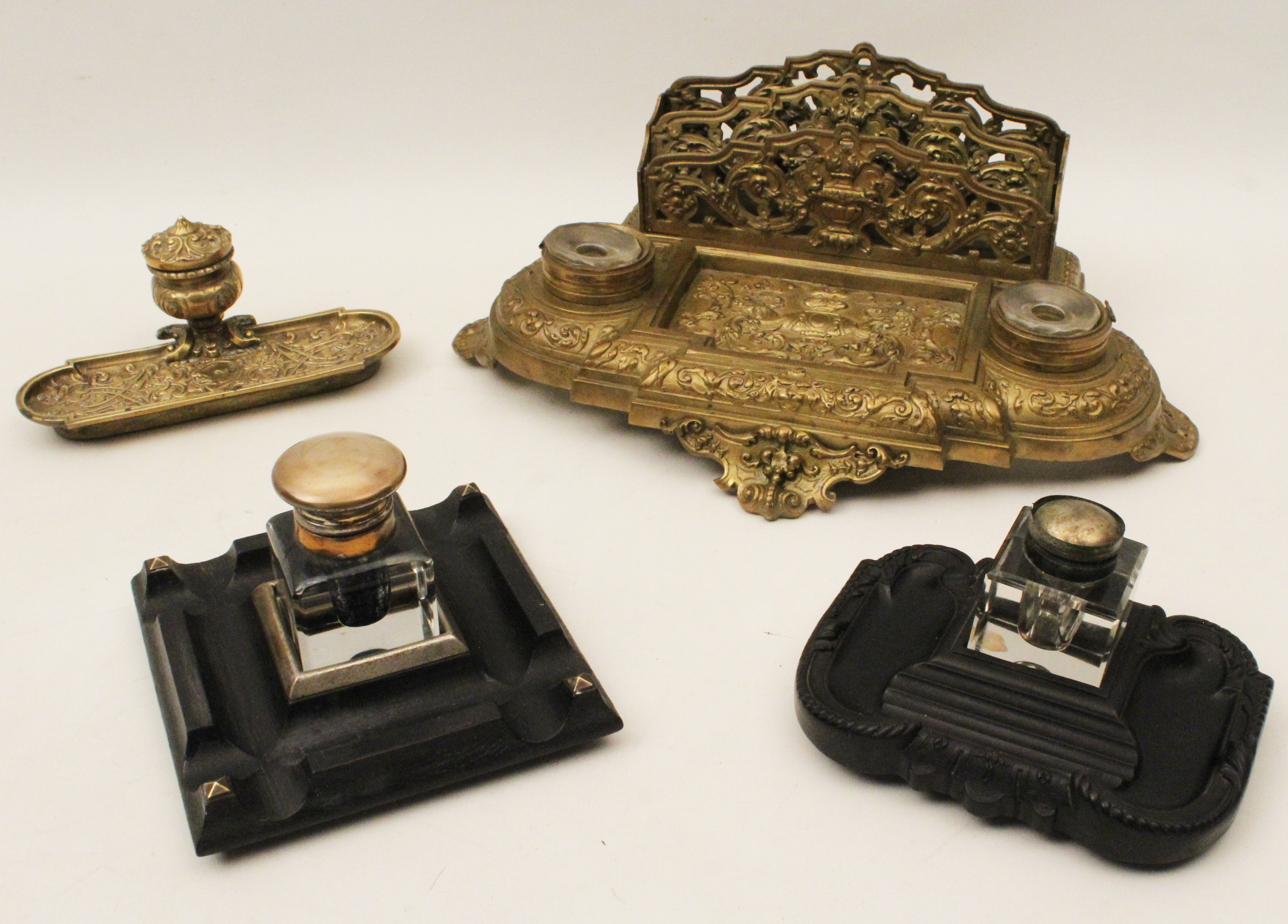 MISC LOT OF 4 ANTIQUE FRENCH INKWELLS 35f377