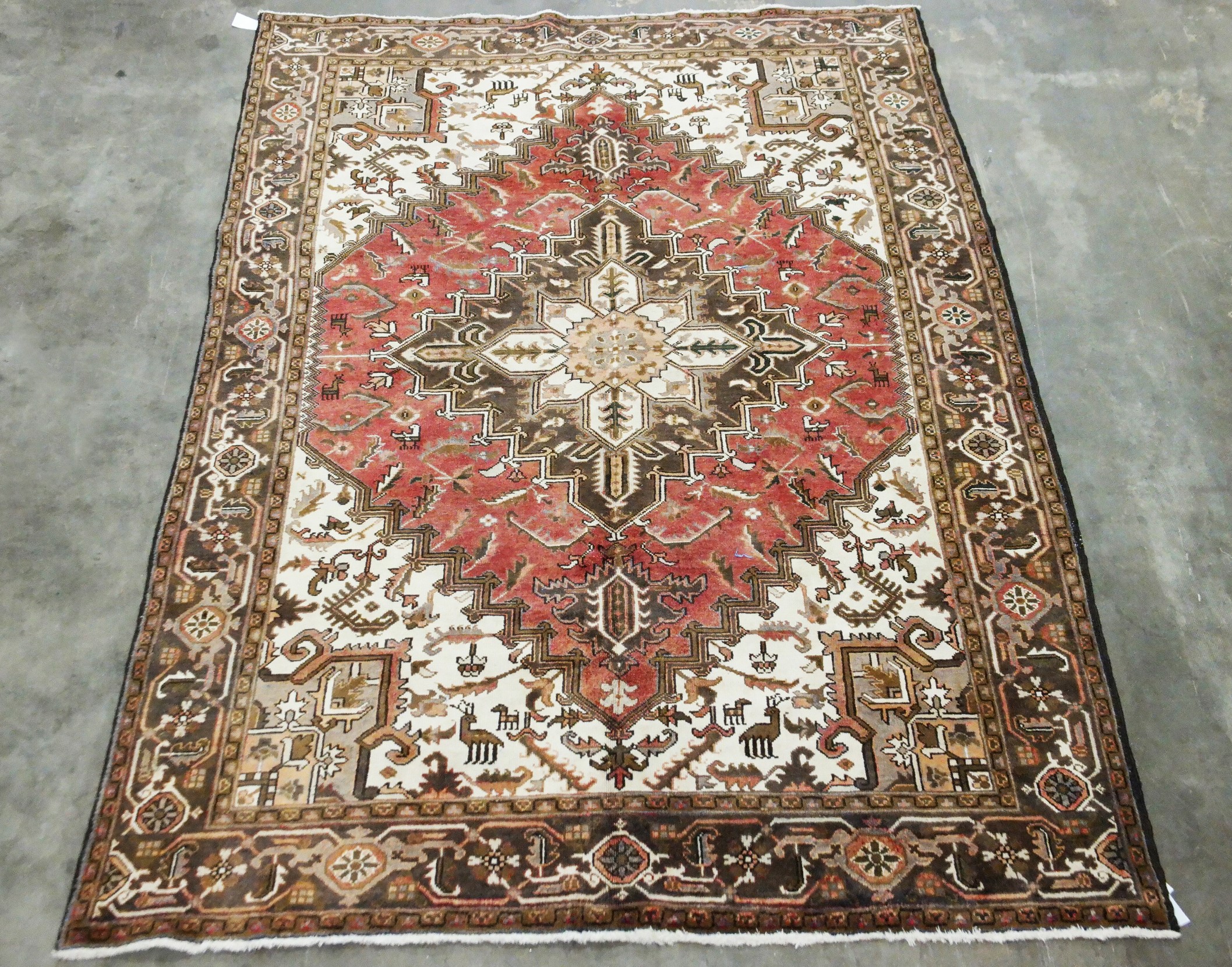 ORIENTAL RUG 6'7" X 9'9" HERIZ