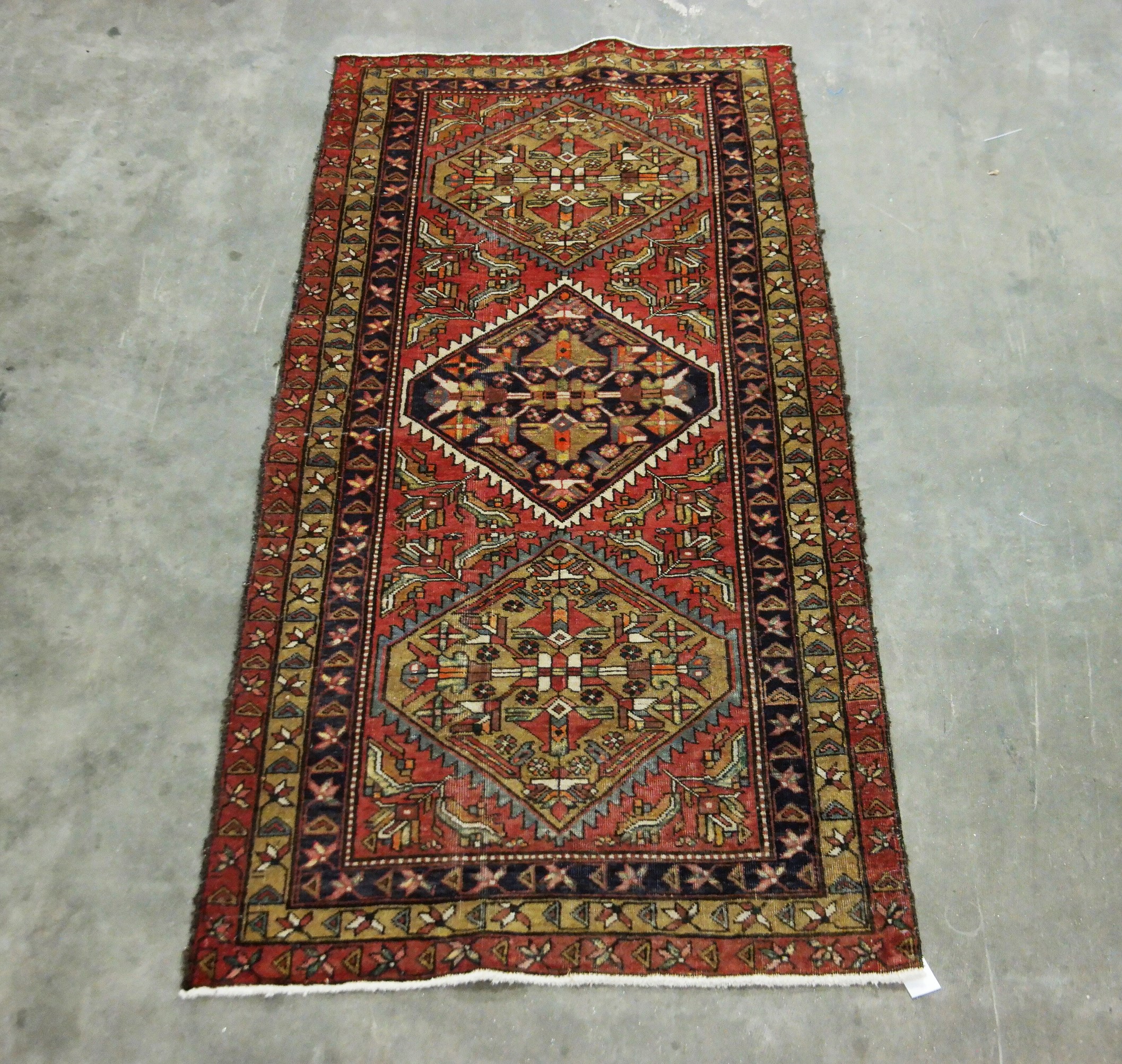 ORIENTAL RUG 3'6" X 7'8" SARAB