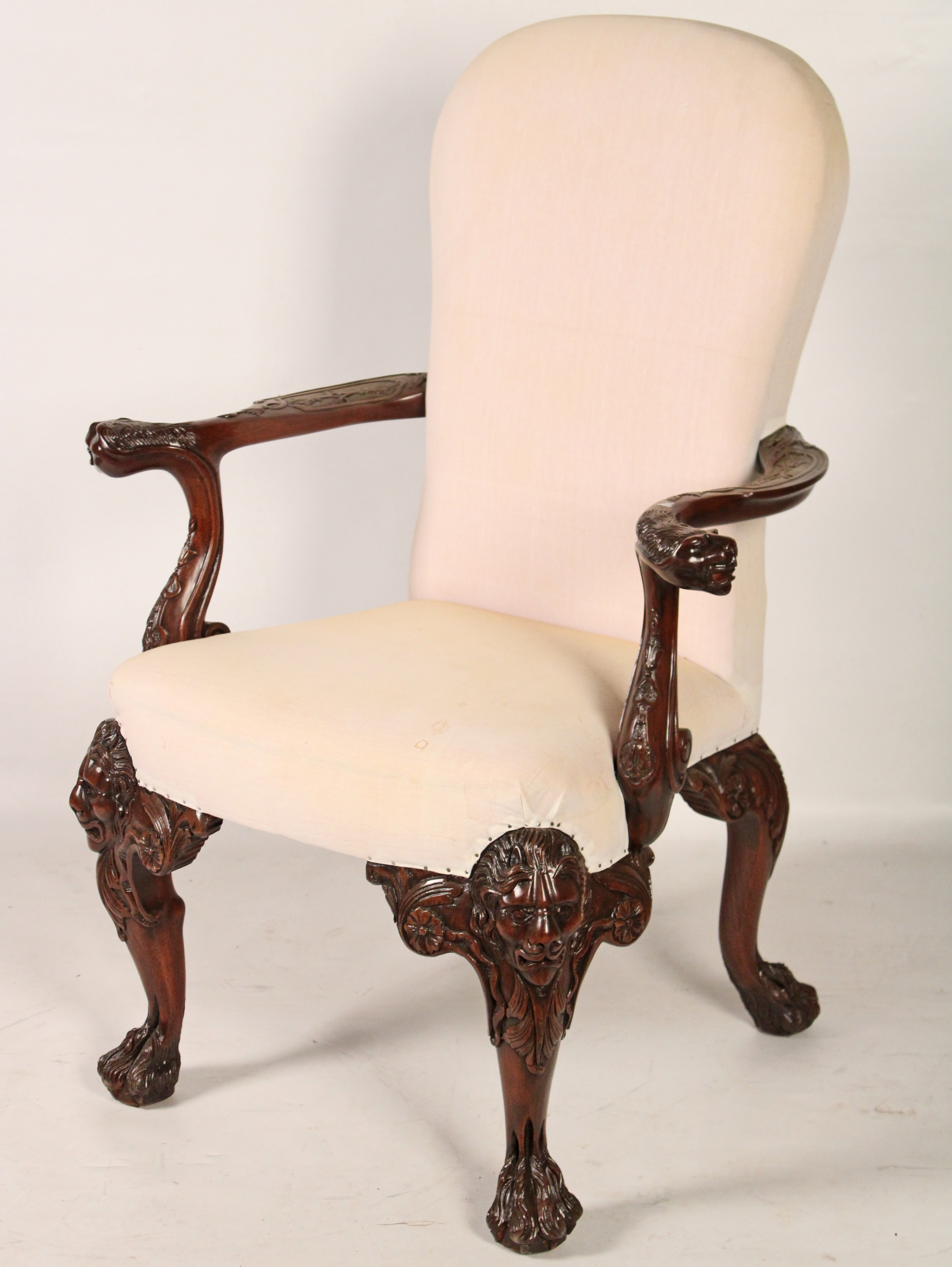 IRISH CHIPPENDALE STYLE ARM CHAIR 35f41b