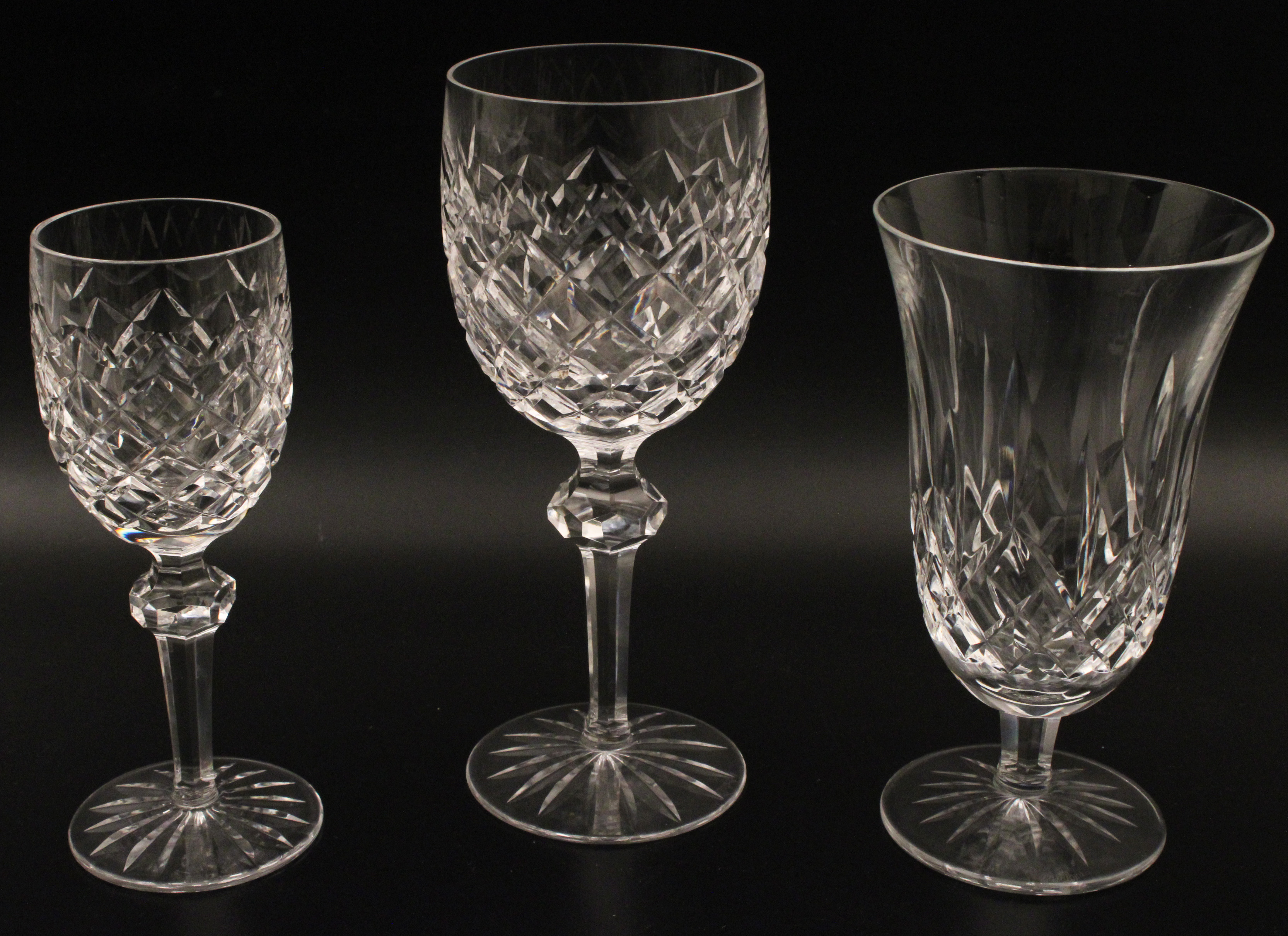 36 PIECES OF WATERFORD CRYSTAL 36 PIECES