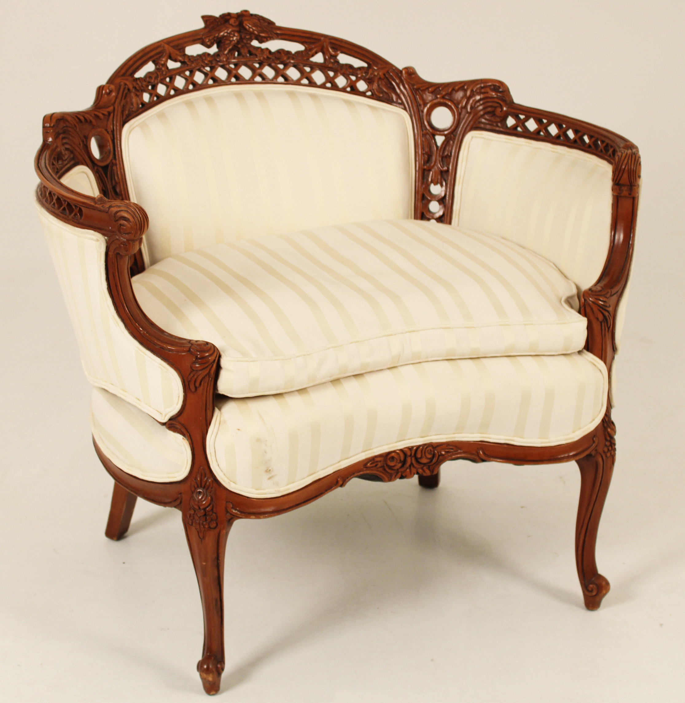 LOUIS XV STYLE BERGERE LOUIS XV