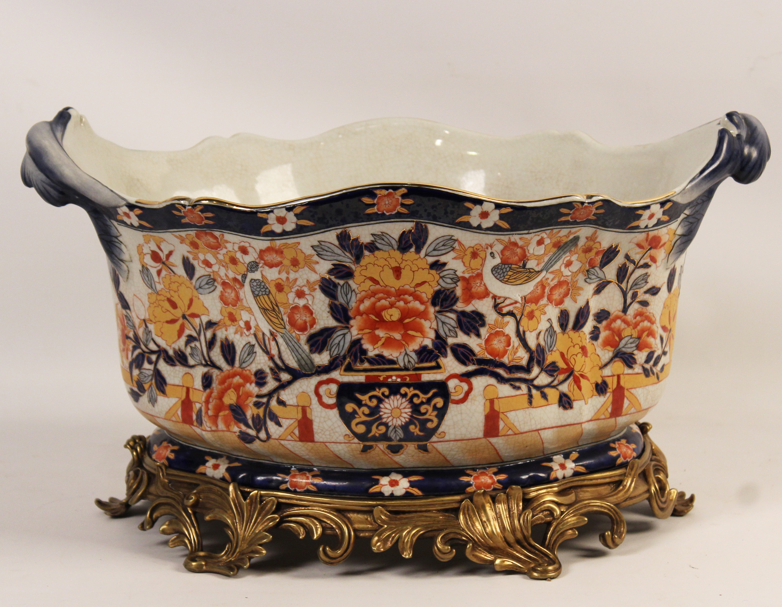 IMARI DECORATED PORCELAIN JARDINIERE 35f600