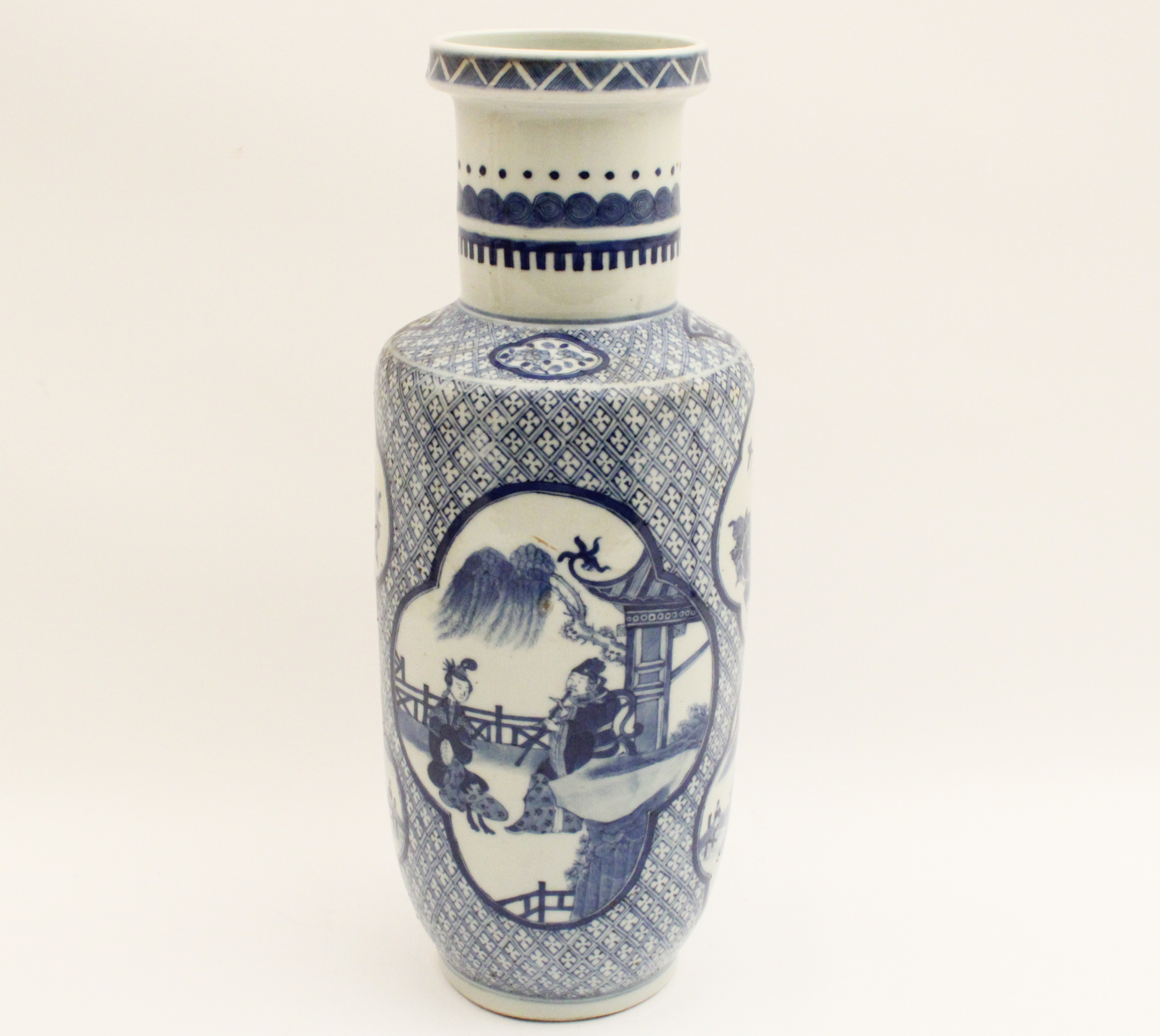 BLUE WHITE CHINESE PORCELAIN VASE  35f60f